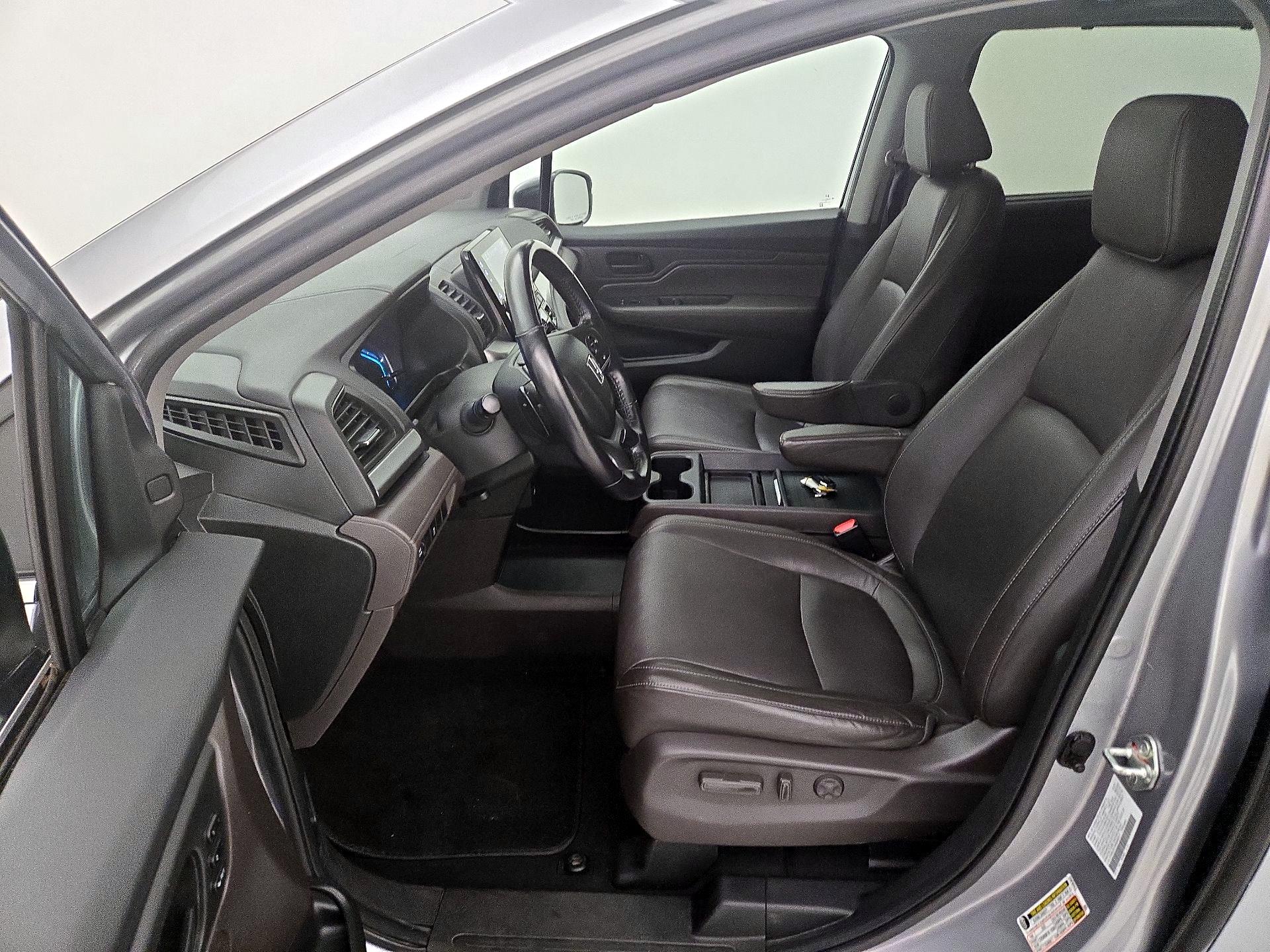 Thumbnail: 2022 Honda Odyssey - 11