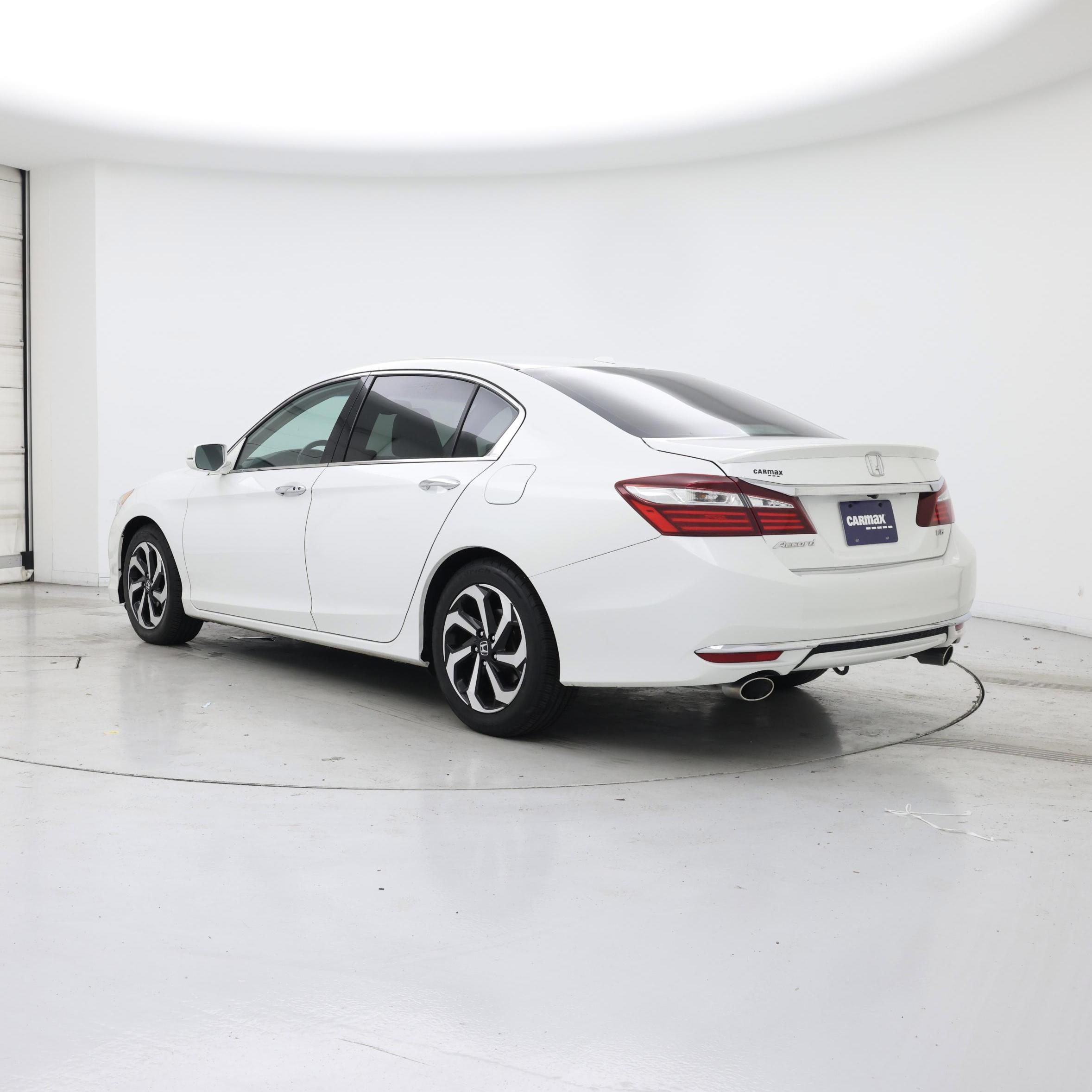 Thumbnail: 2017 Honda Accord - 2