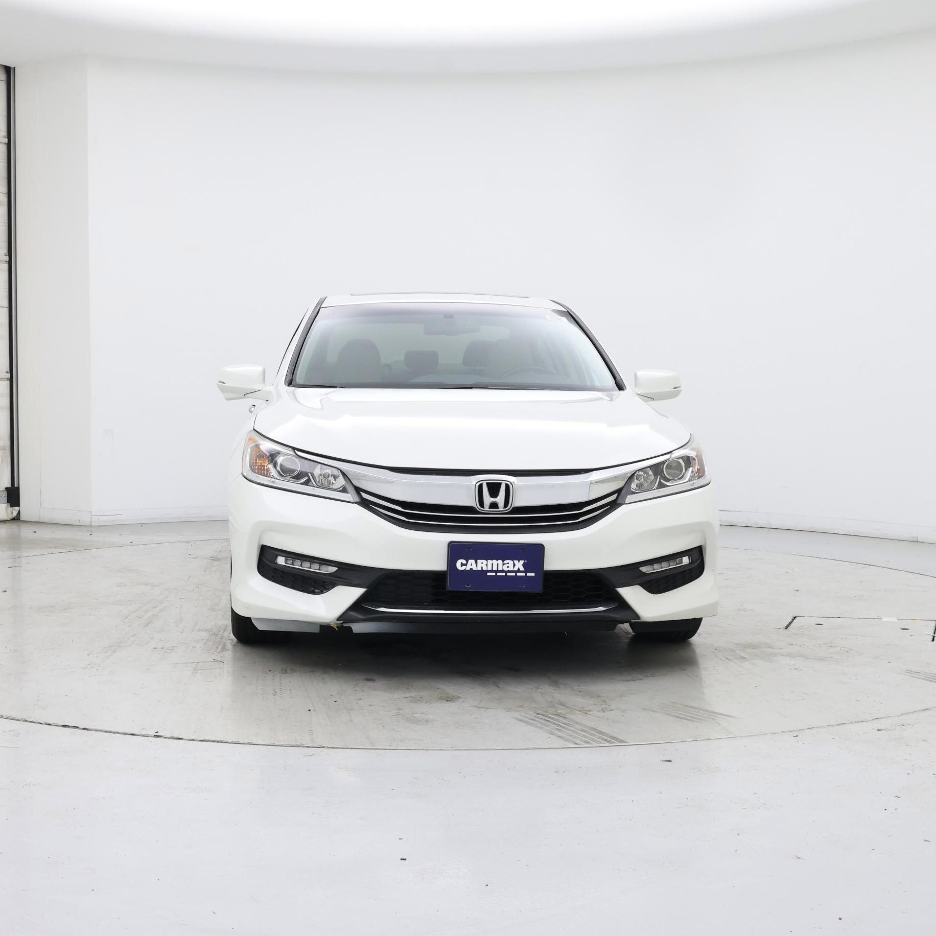Thumbnail: 2017 Honda Accord - 5