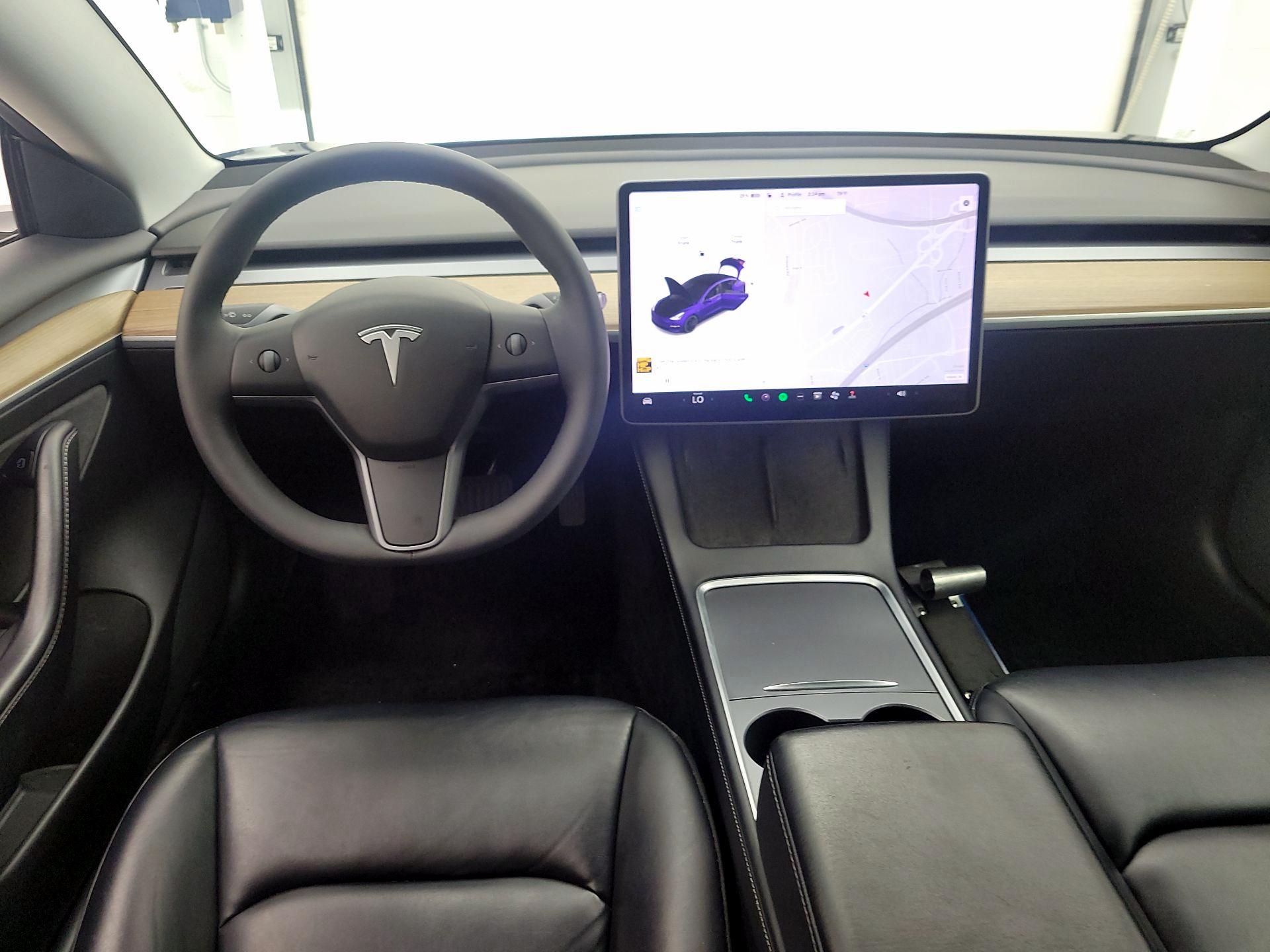 Thumbnail: 2021 Tesla Model 3 - 9