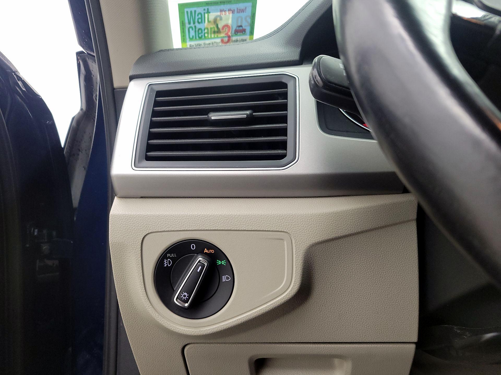 Thumbnail: 2019 Volkswagen Atlas - 13