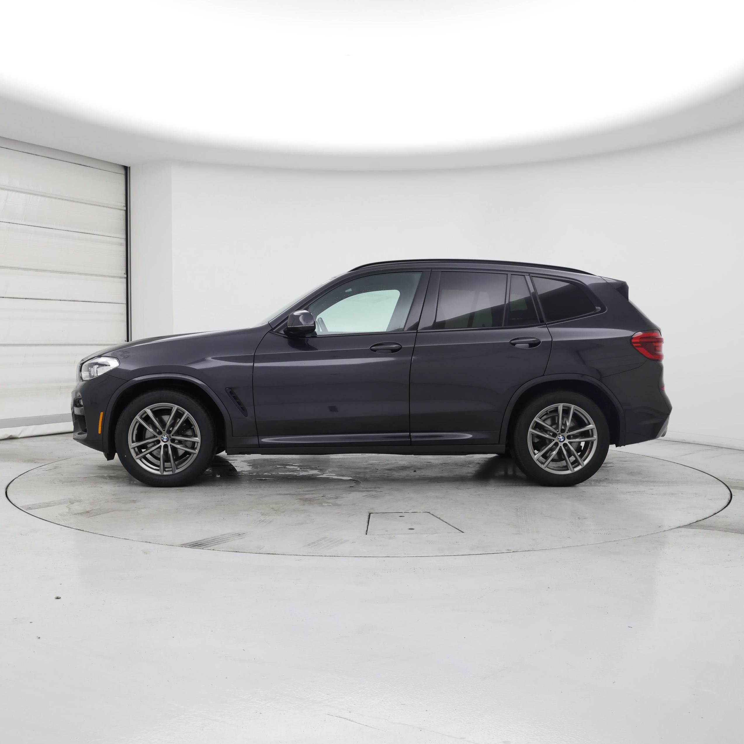 Thumbnail: 2021 BMW X3 - 3