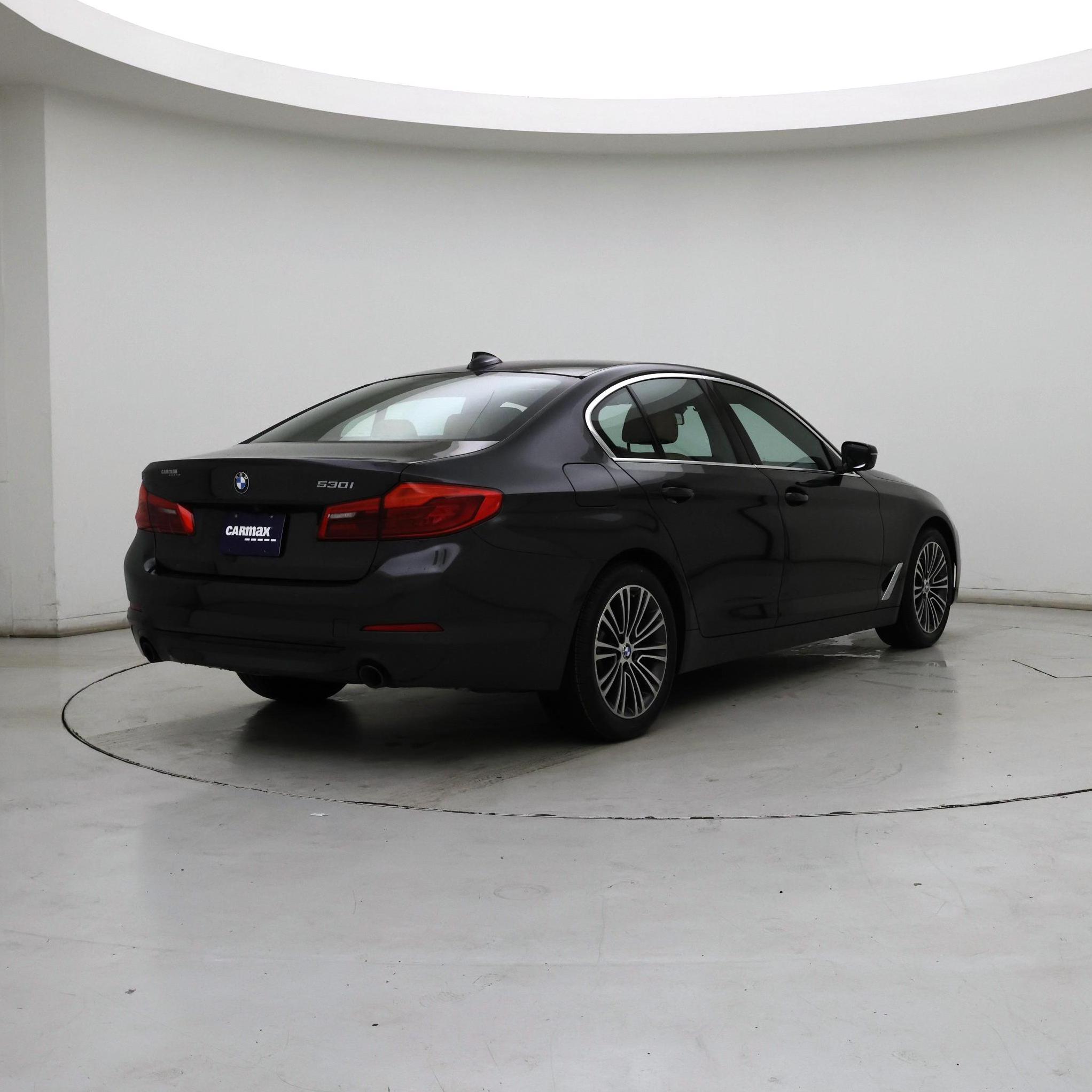 Thumbnail: 2019 BMW 5 Series - 8