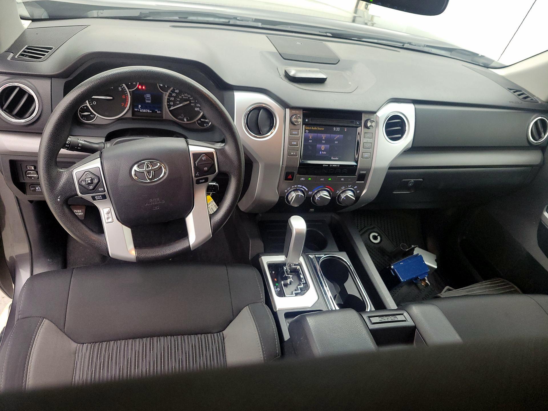 Thumbnail: 2015 Toyota Tundra - 9