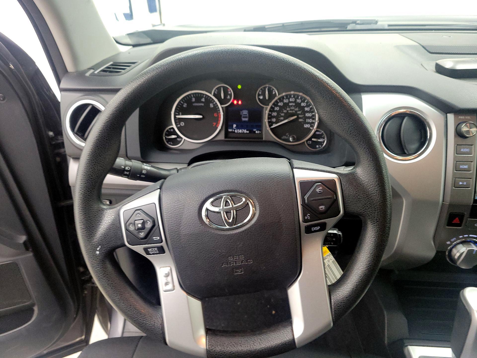 Thumbnail: 2015 Toyota Tundra - 10