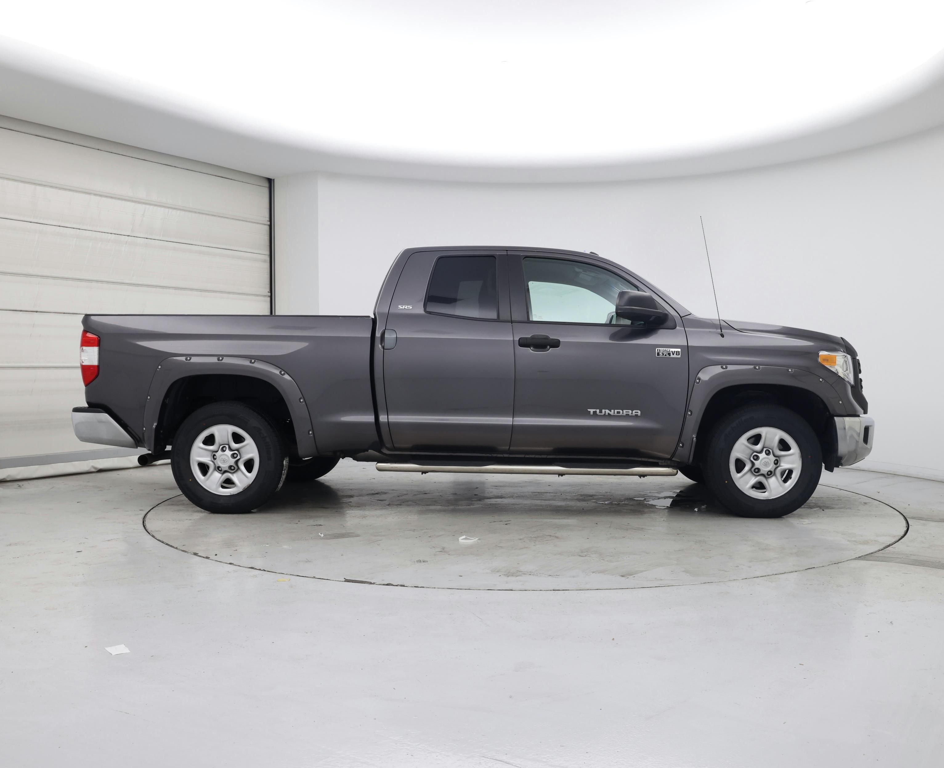 Thumbnail: 2015 Toyota Tundra - 7
