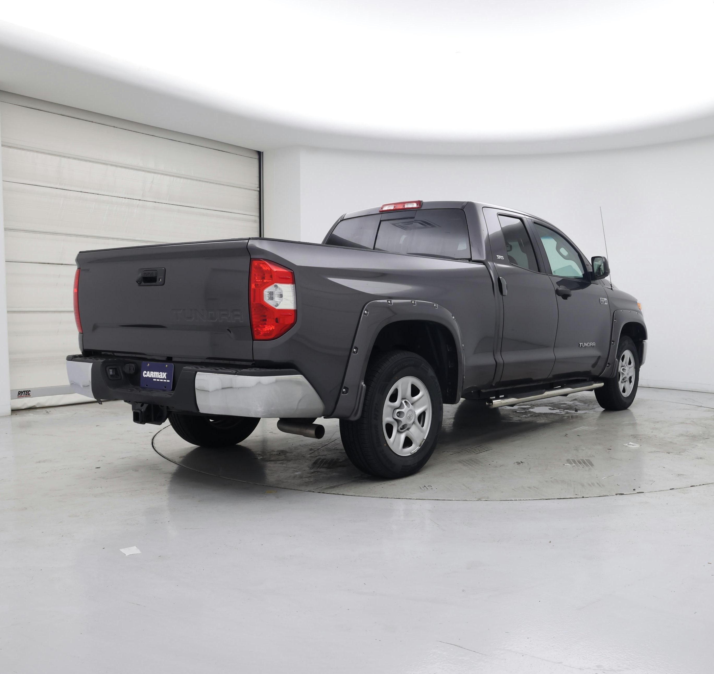 Thumbnail: 2015 Toyota Tundra - 8