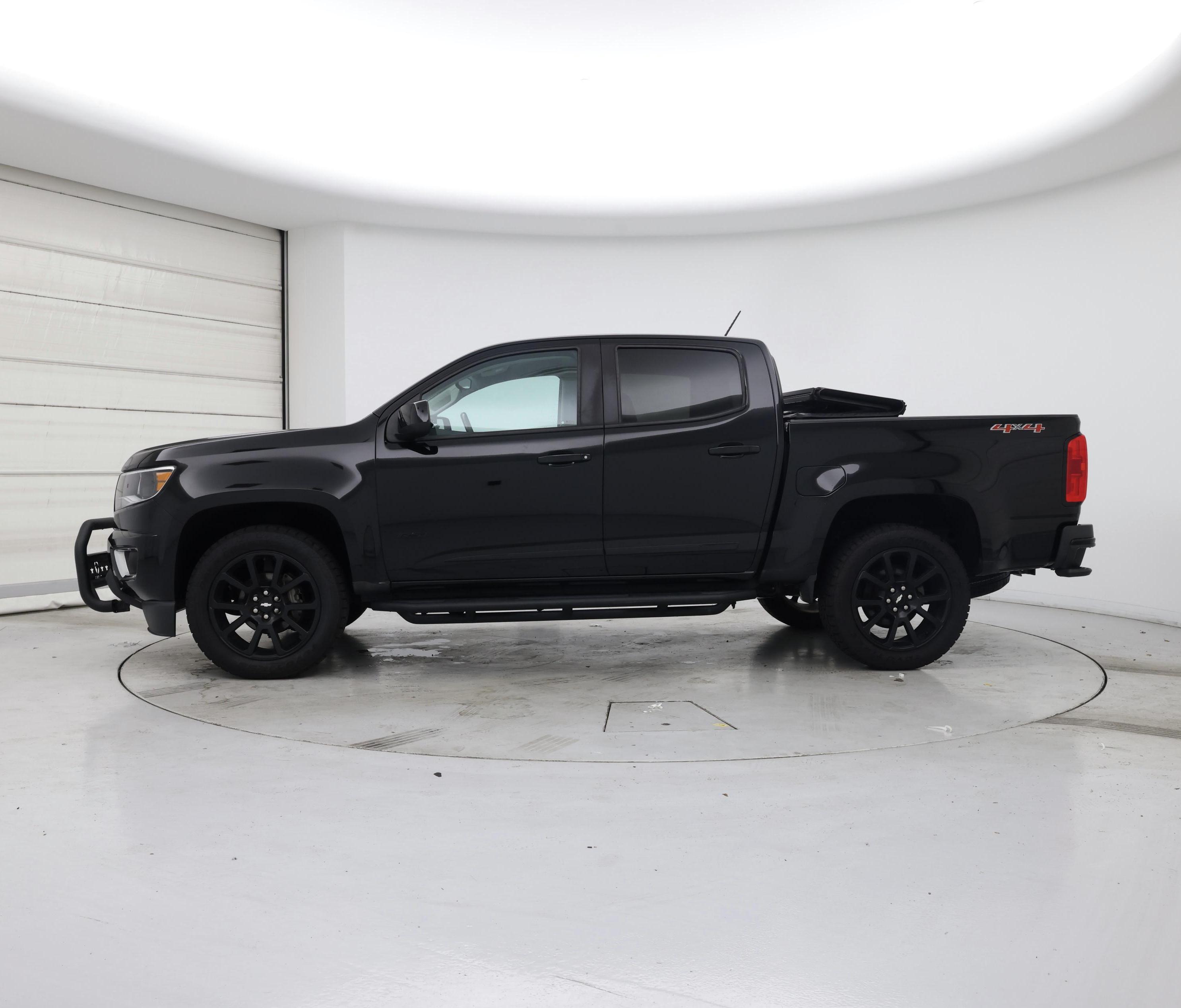Thumbnail: 2020 Chevrolet Colorado - 3