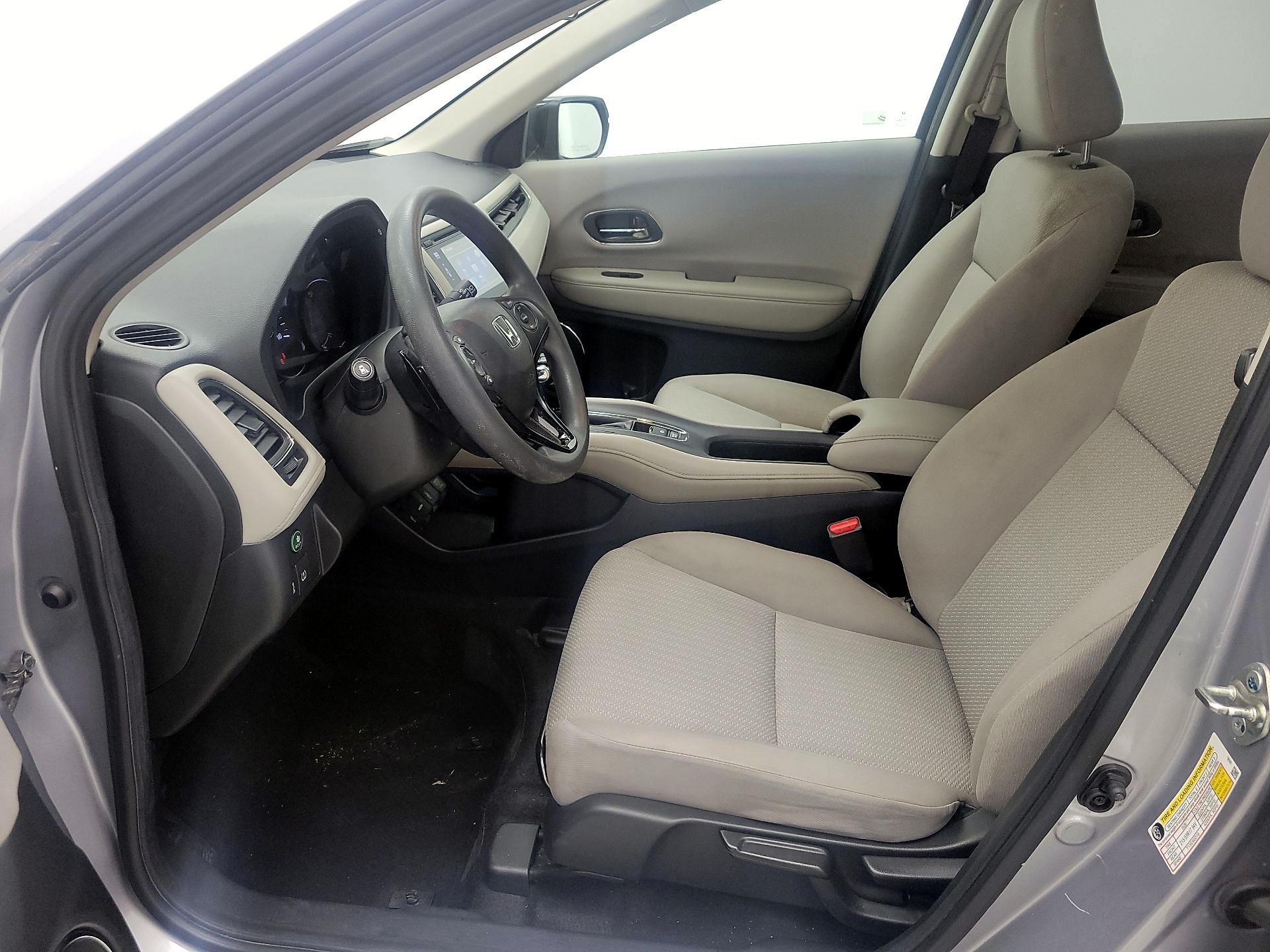 Thumbnail: 2018 Honda HR-V - 11
