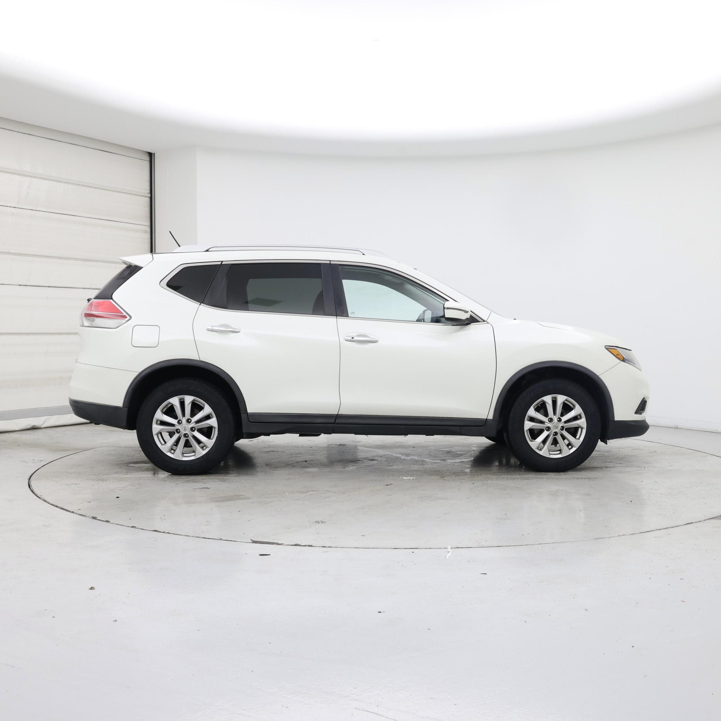 Thumbnail: 2016 Nissan Rogue - 7