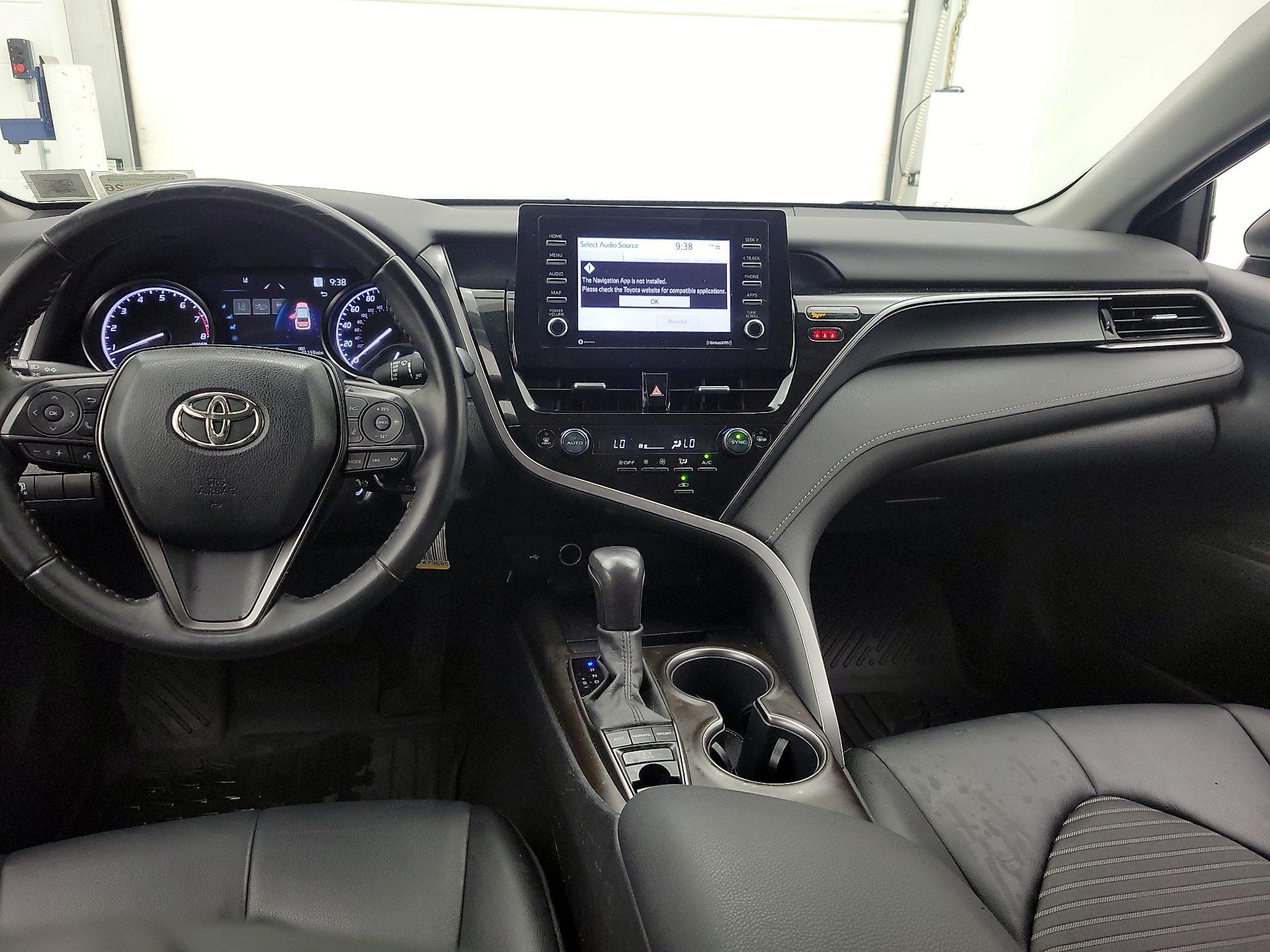 Thumbnail: 2022 Toyota Camry - 9