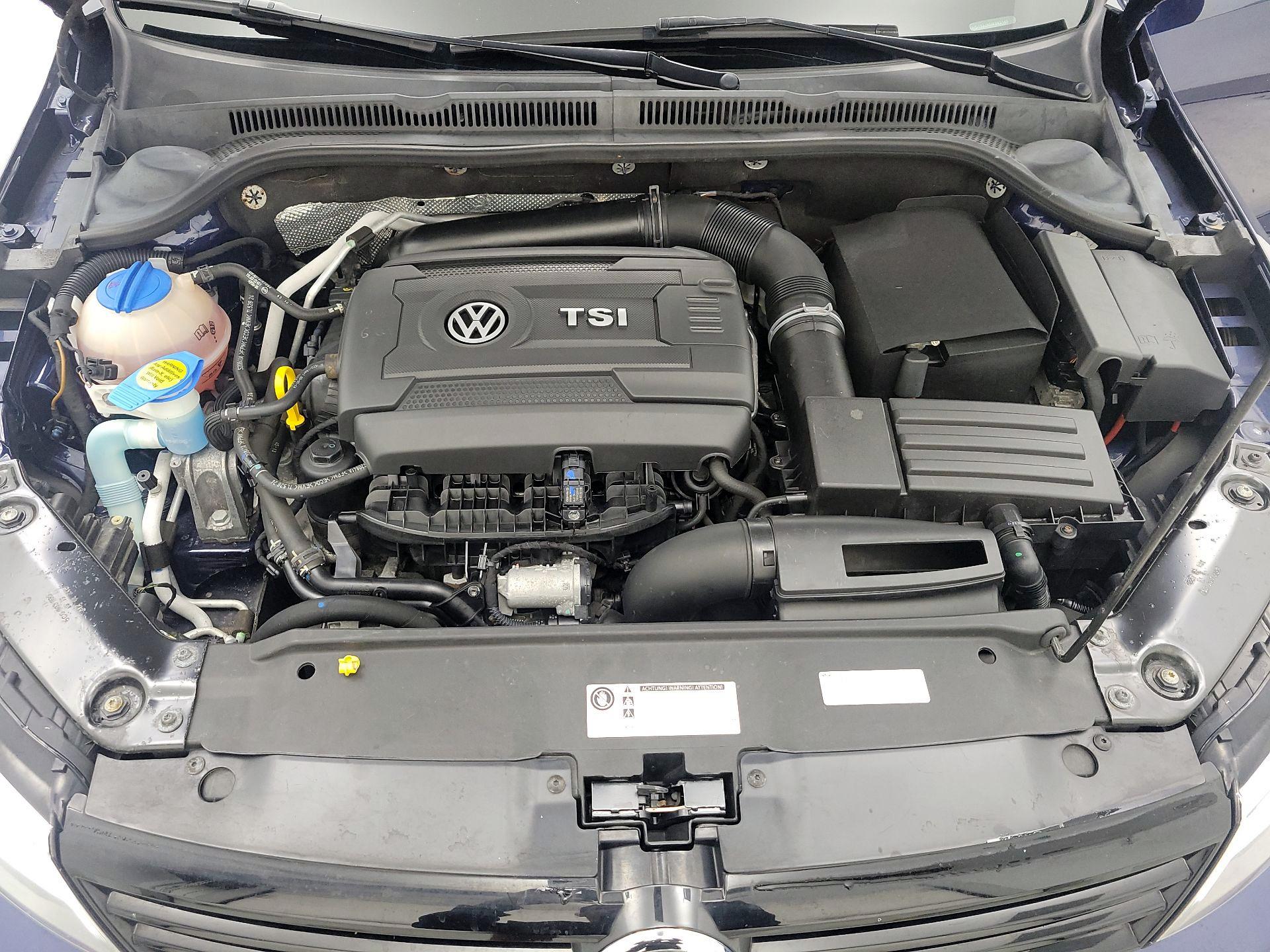 Thumbnail: 2014 Volkswagen Jetta - 20