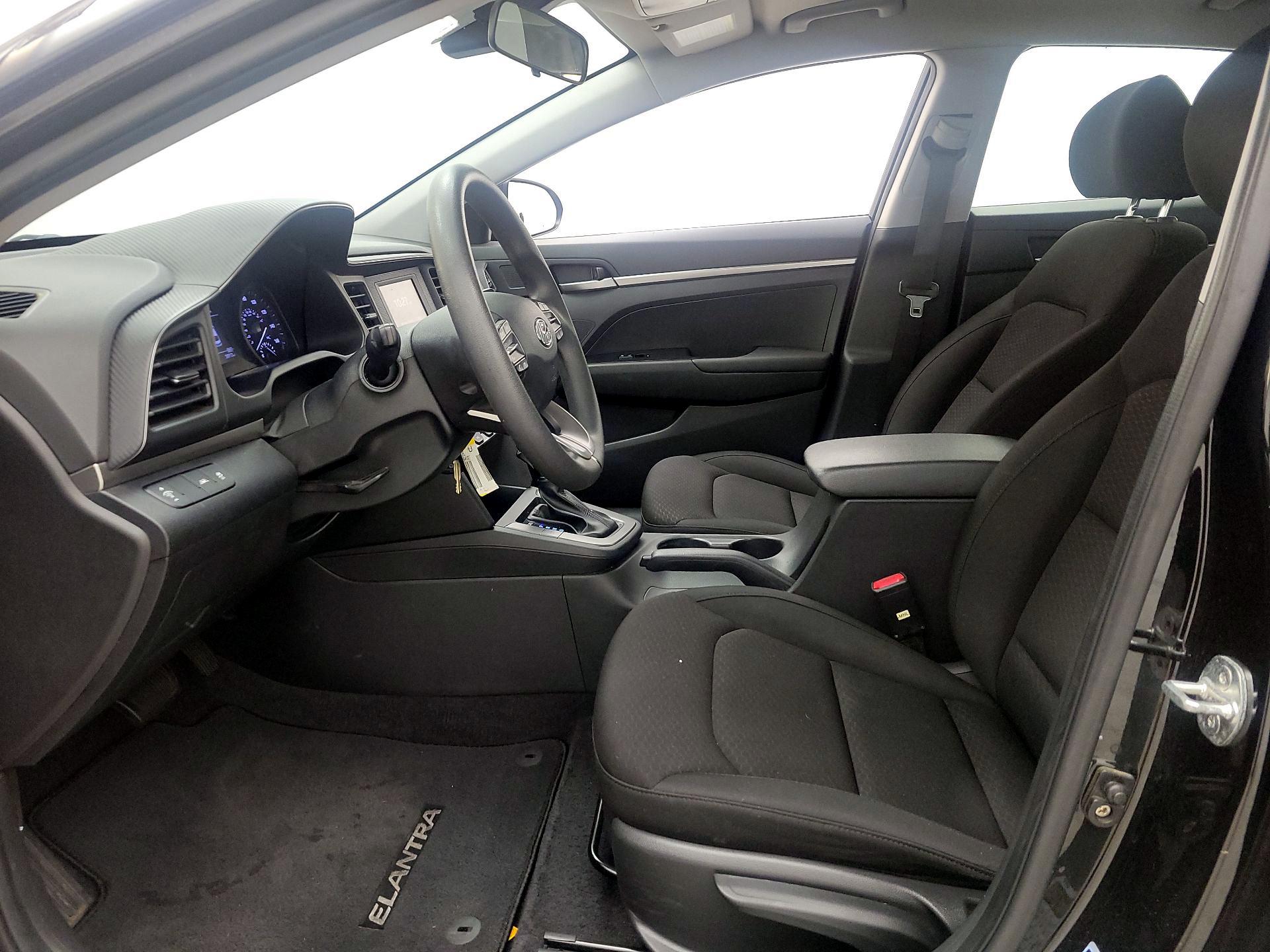 Thumbnail: 2020 Hyundai Elantra - 11