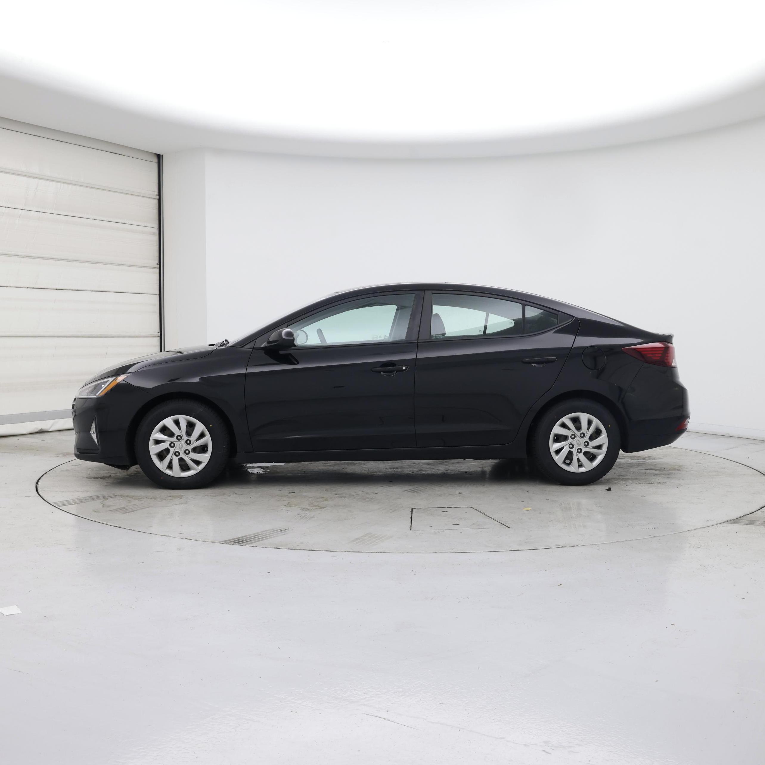 Thumbnail: 2020 Hyundai Elantra - 3