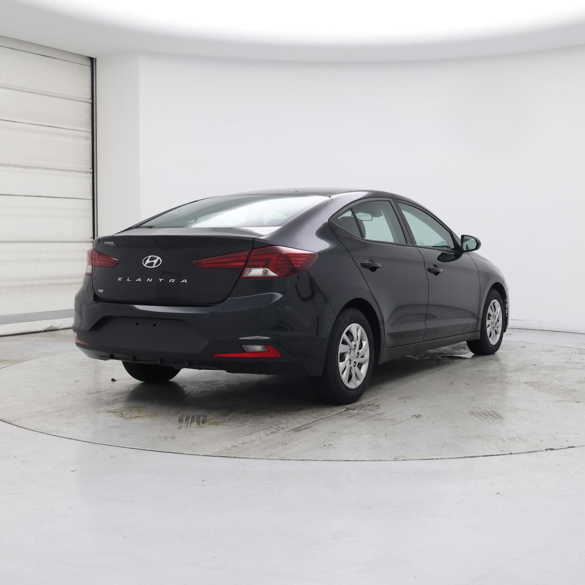 Thumbnail: 2020 Hyundai Elantra - 8