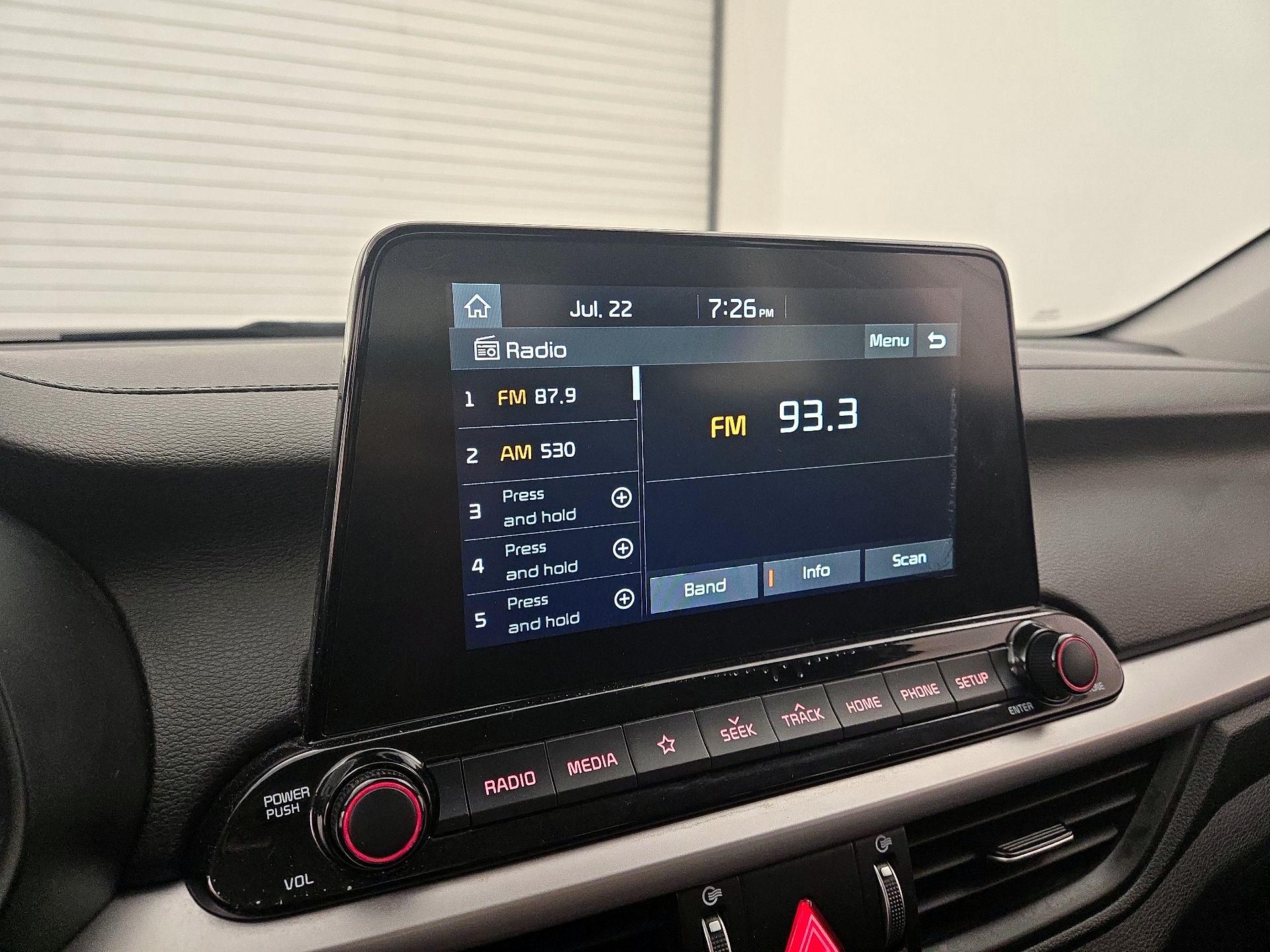 Thumbnail: 2020 Kia Forte - 15