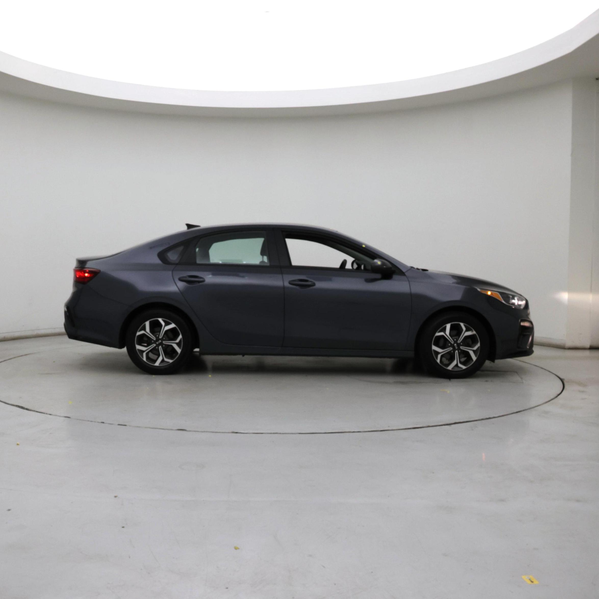 Thumbnail: 2020 Kia Forte - 7
