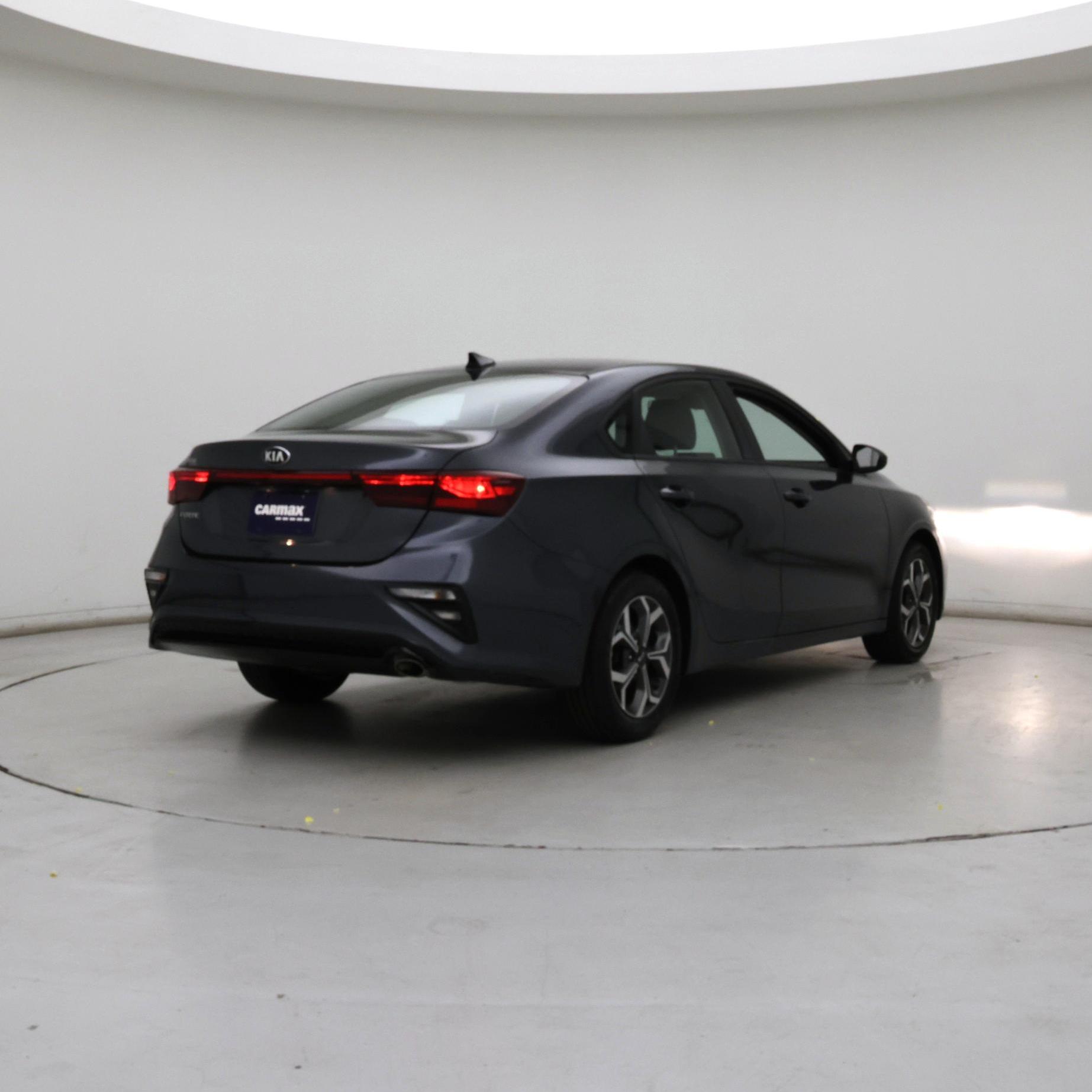 Thumbnail: 2020 Kia Forte - 8