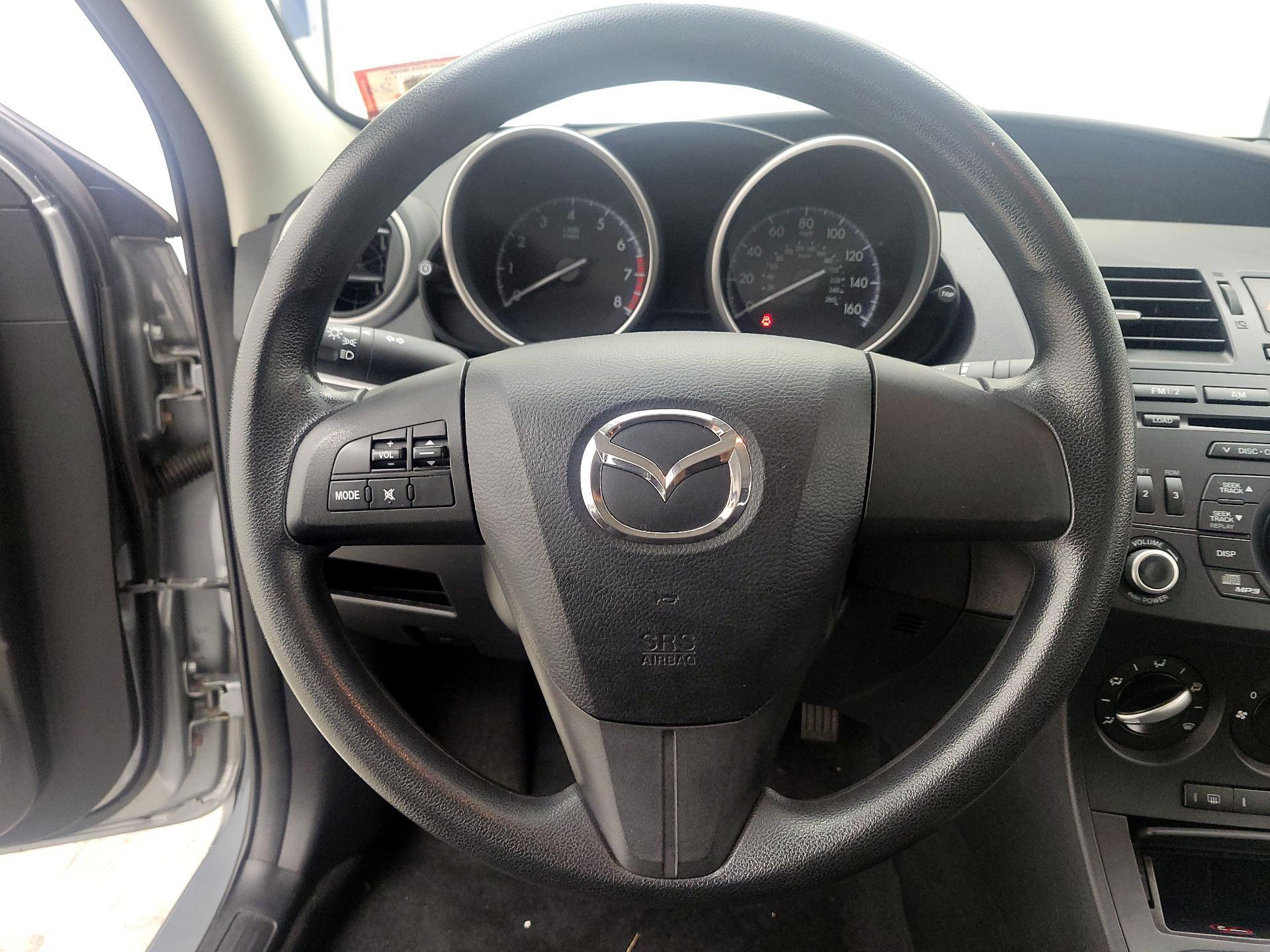 Thumbnail: 2013 Mazda Mazda3 - 10