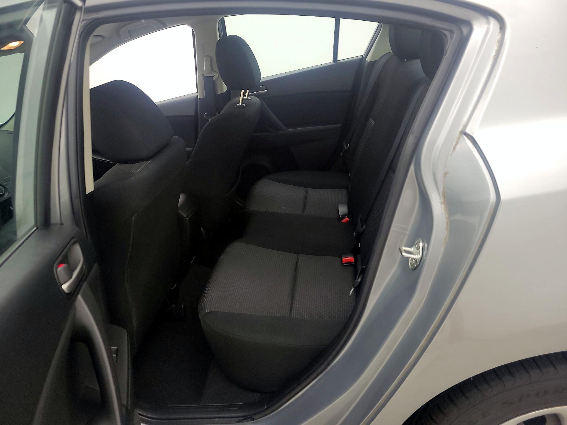 Thumbnail: 2013 Mazda Mazda3 - 18
