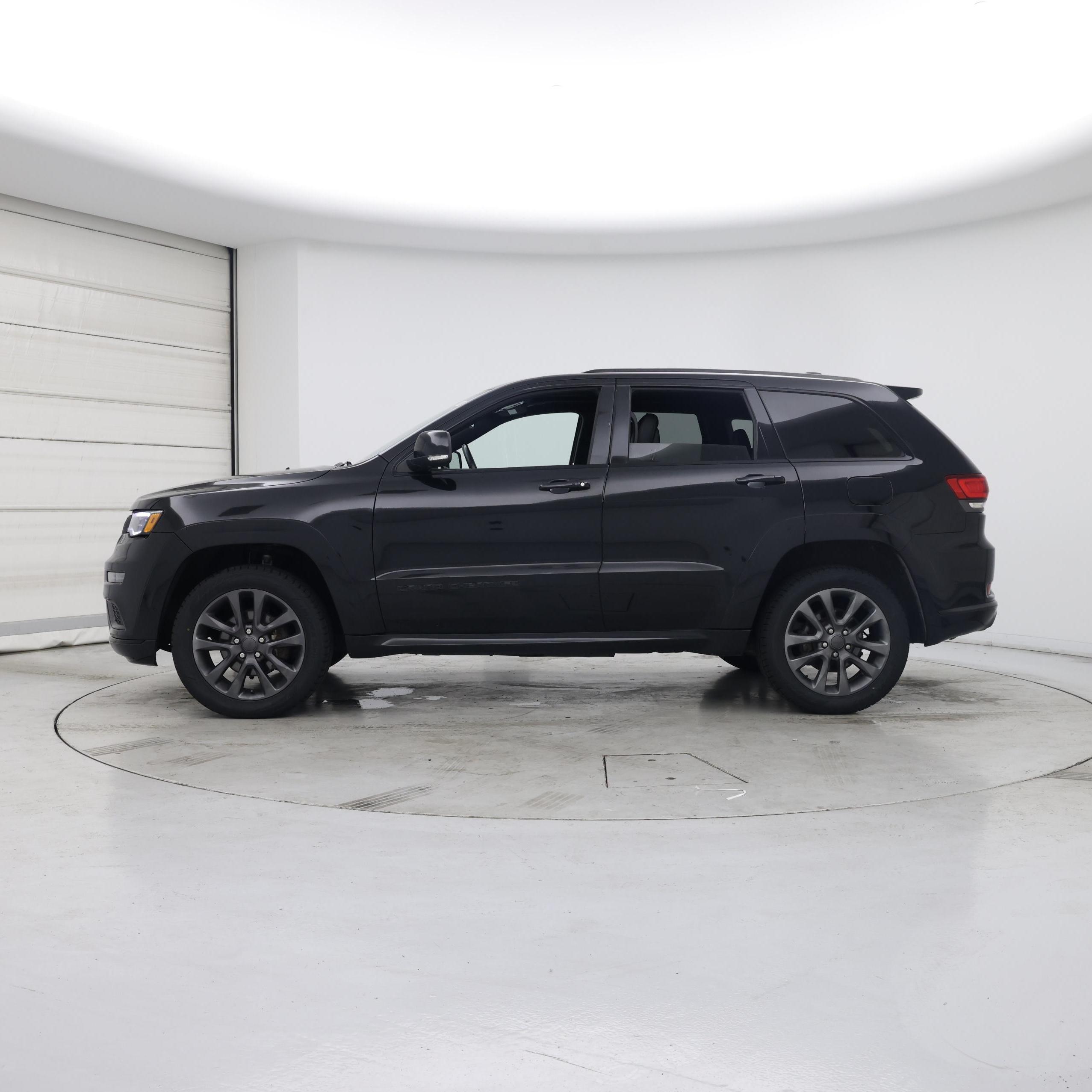 Thumbnail: 2018 Jeep Grand Cherokee - 3