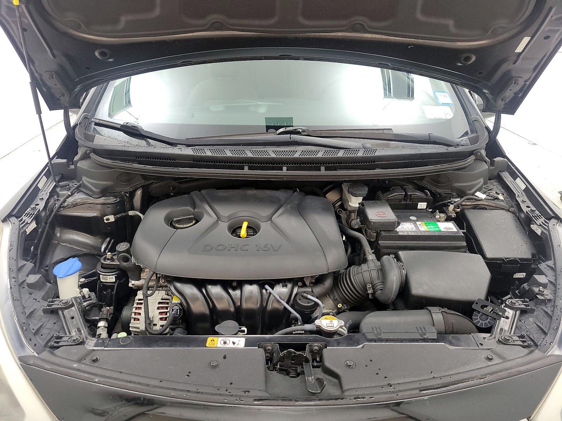 Thumbnail: 2015 Kia Forte - 19