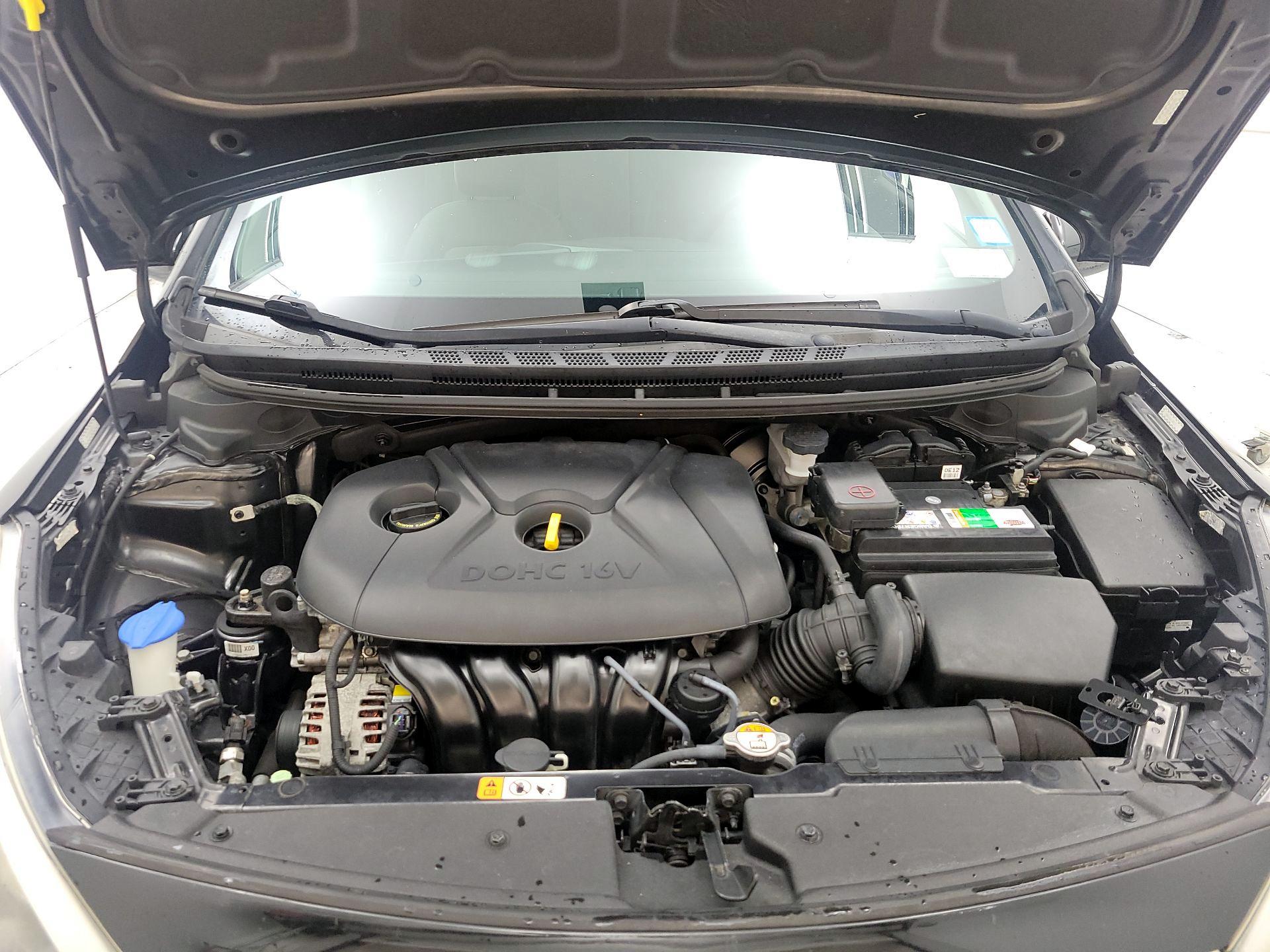 Thumbnail: 2015 Kia Forte - 20