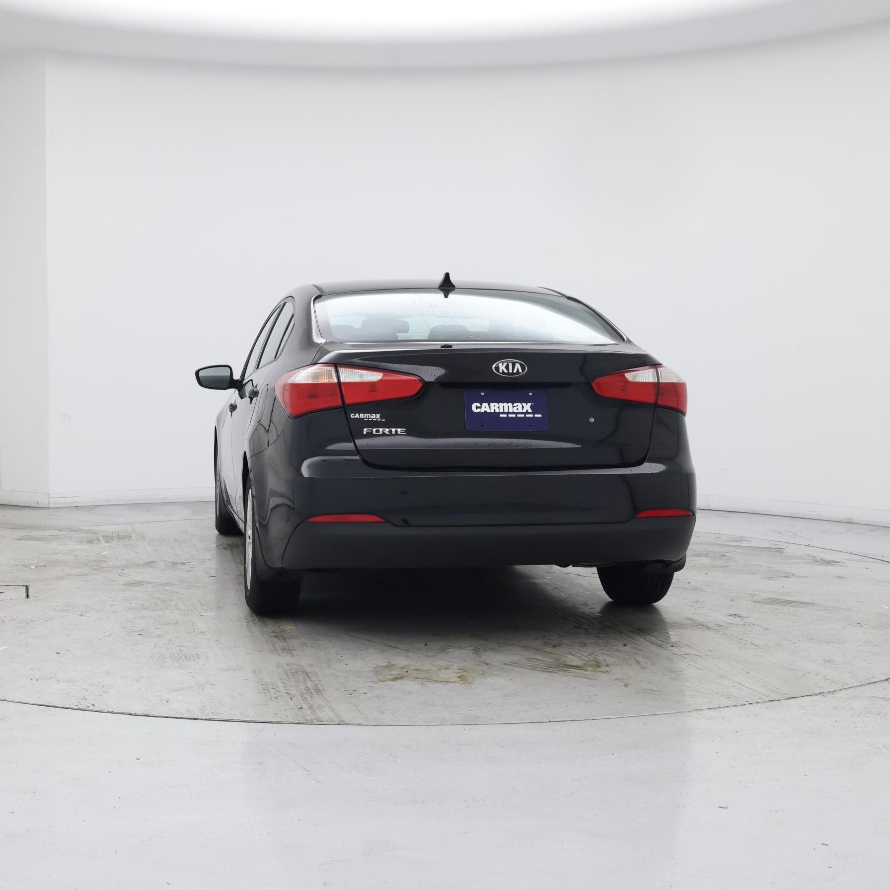 Thumbnail: 2015 Kia Forte - 6