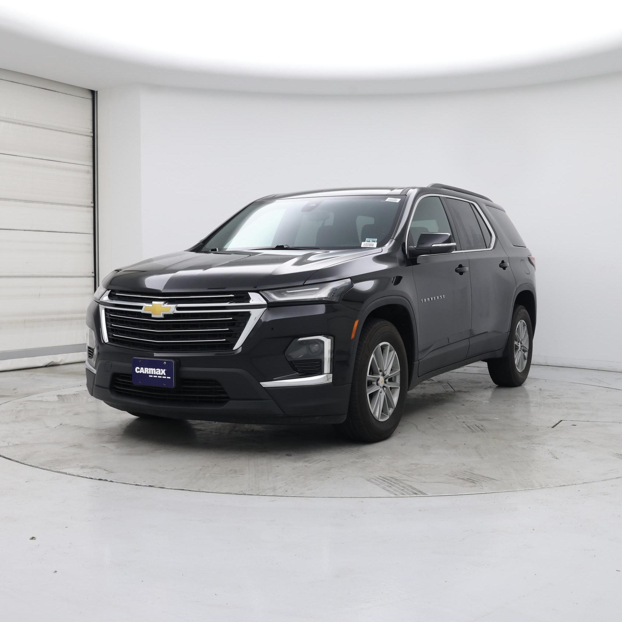 Thumbnail: 2023 Chevrolet Traverse - 4