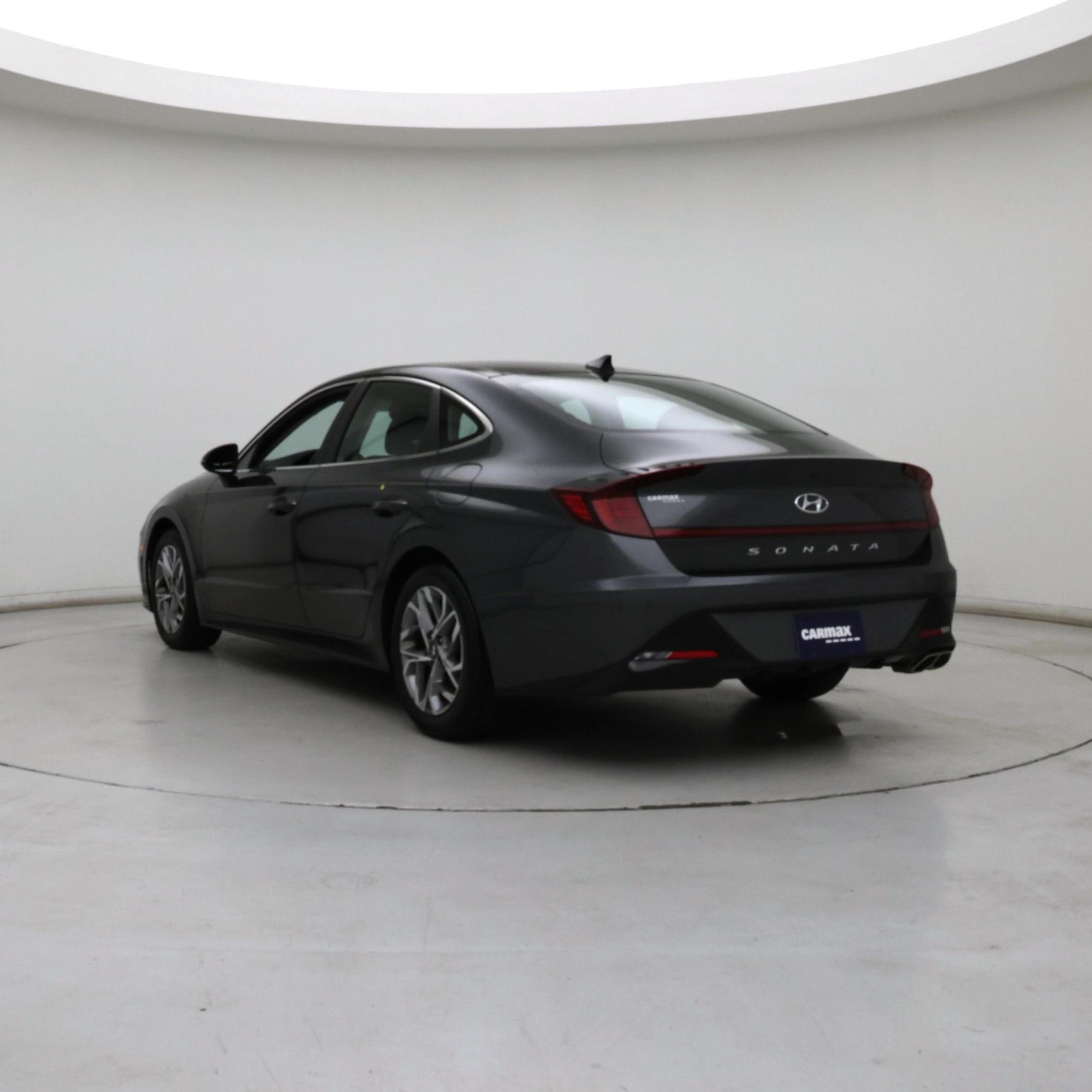 Thumbnail: 2023 Hyundai Sonata - 2