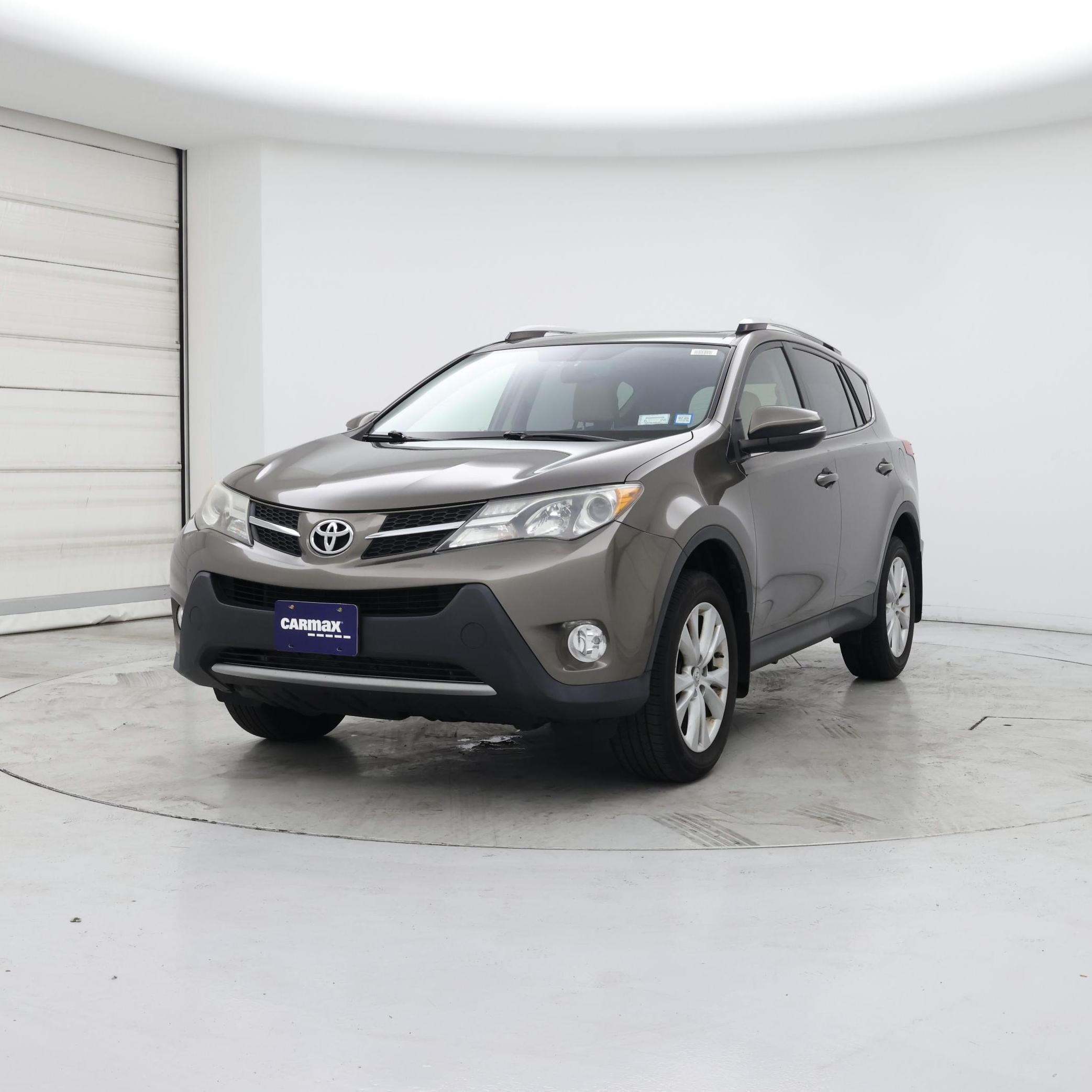 Thumbnail: 2014 Toyota RAV4 - 4