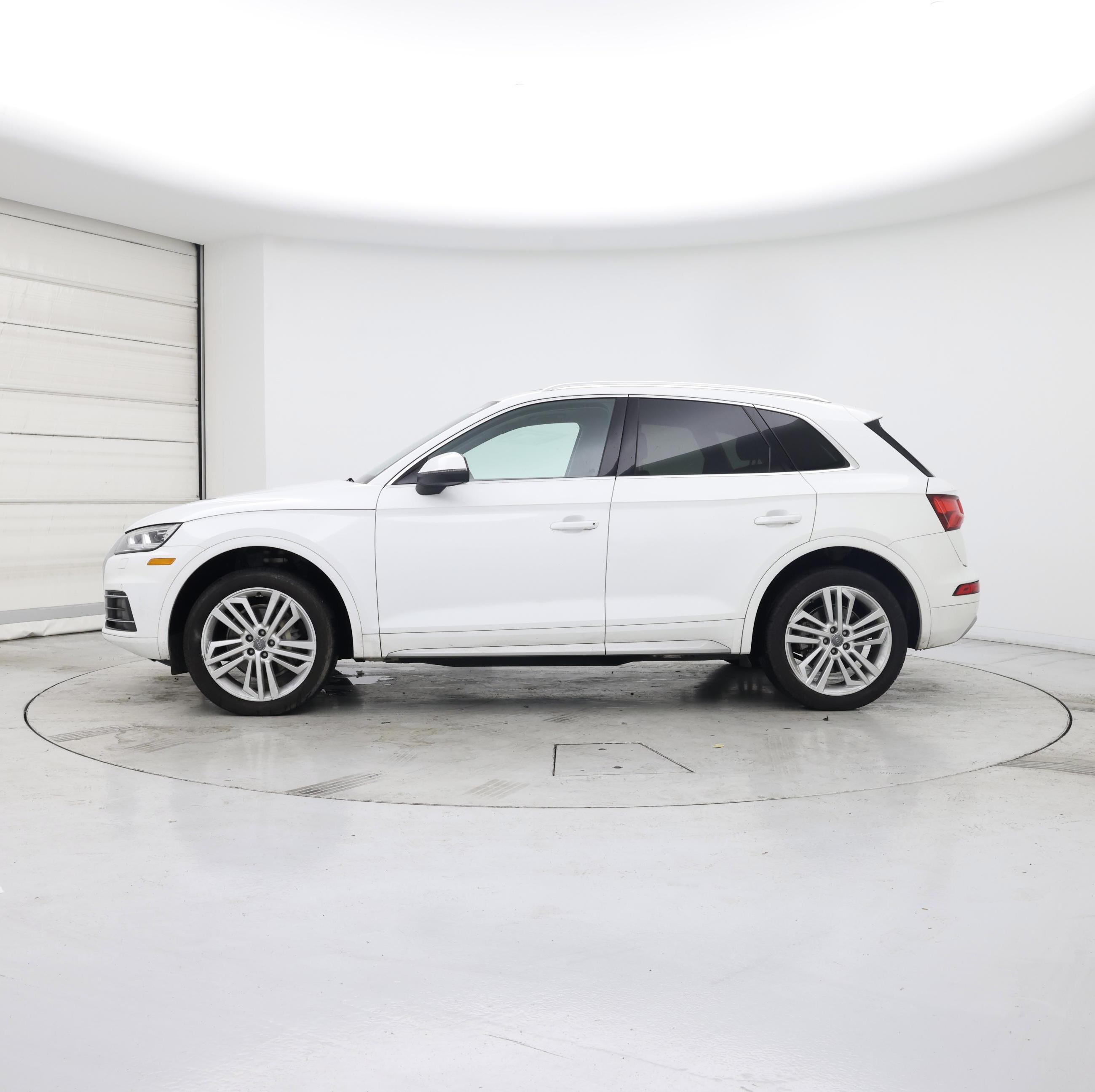Thumbnail: 2018 Audi Q5 - 3