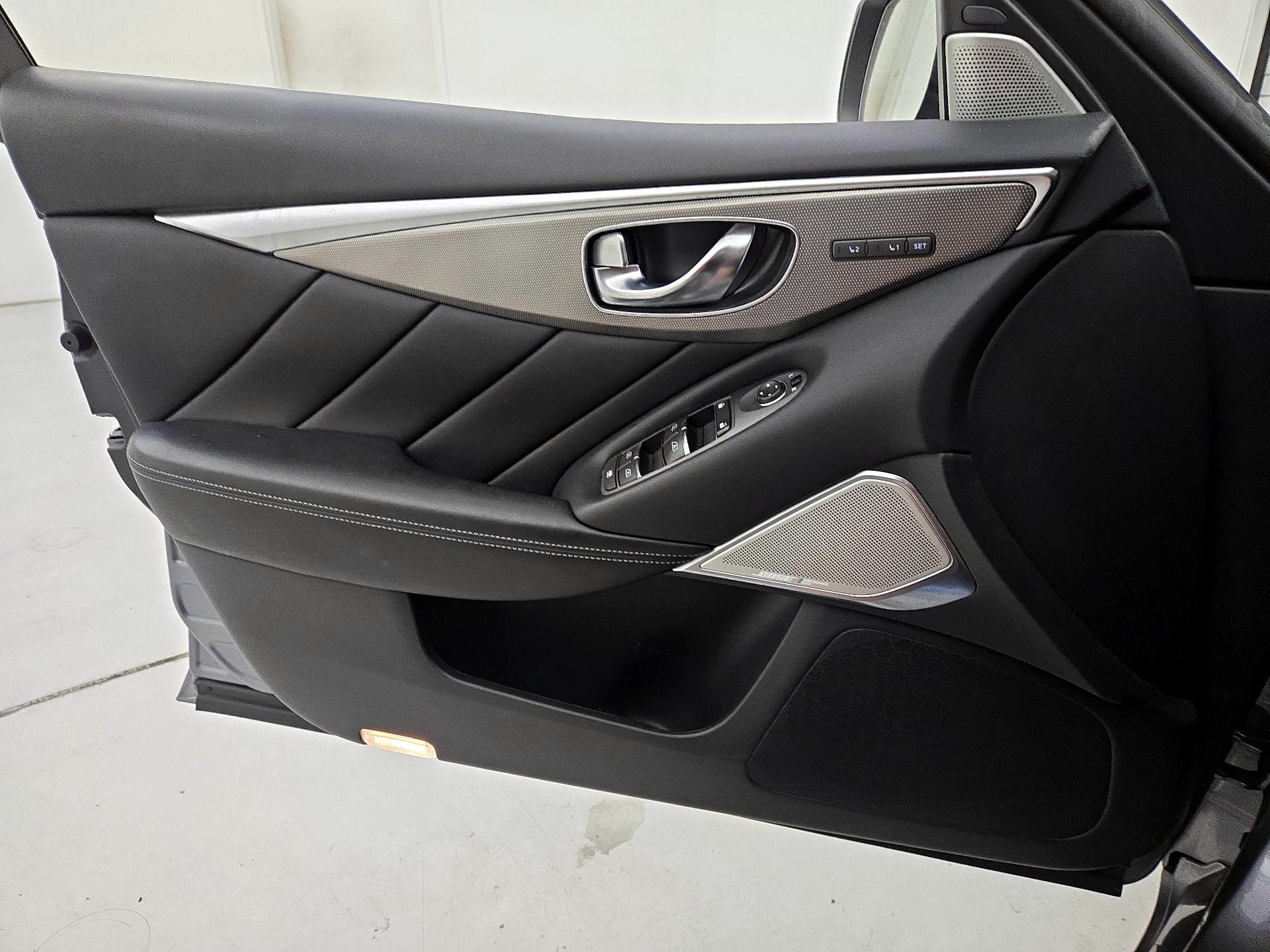 Thumbnail: 2019 INFINITI Q50 - 12