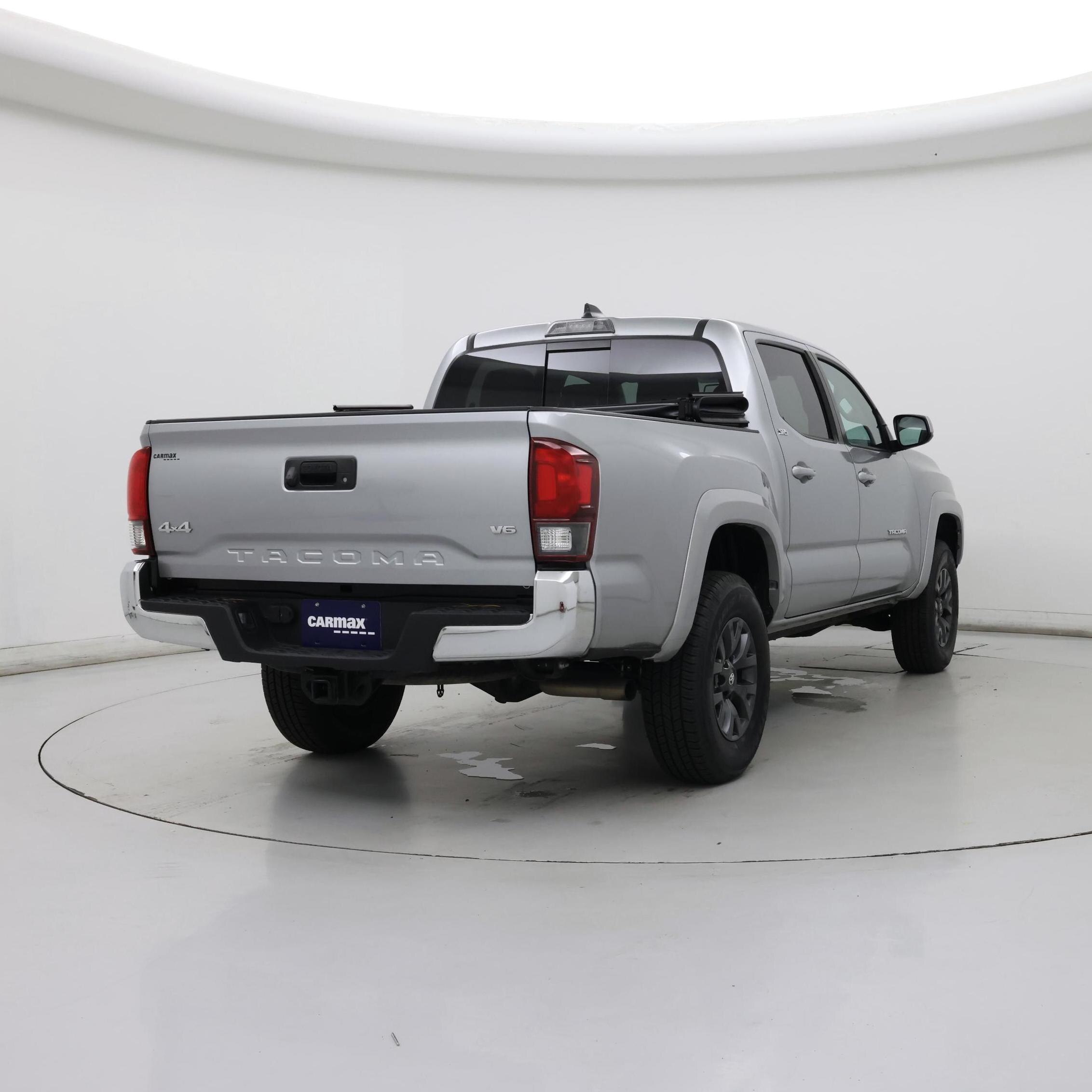 Thumbnail: 2023 Toyota Tacoma - 8