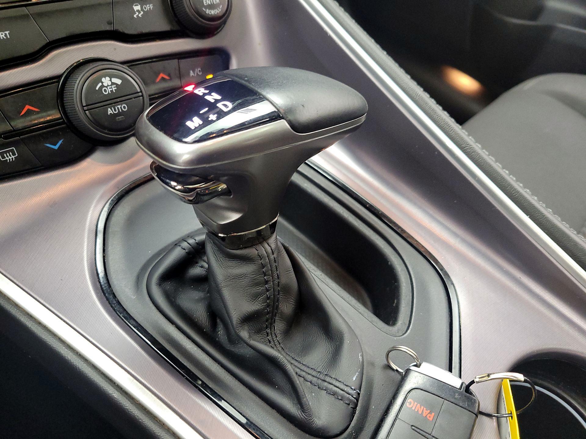 Thumbnail: 2019 Dodge Challenger - 17