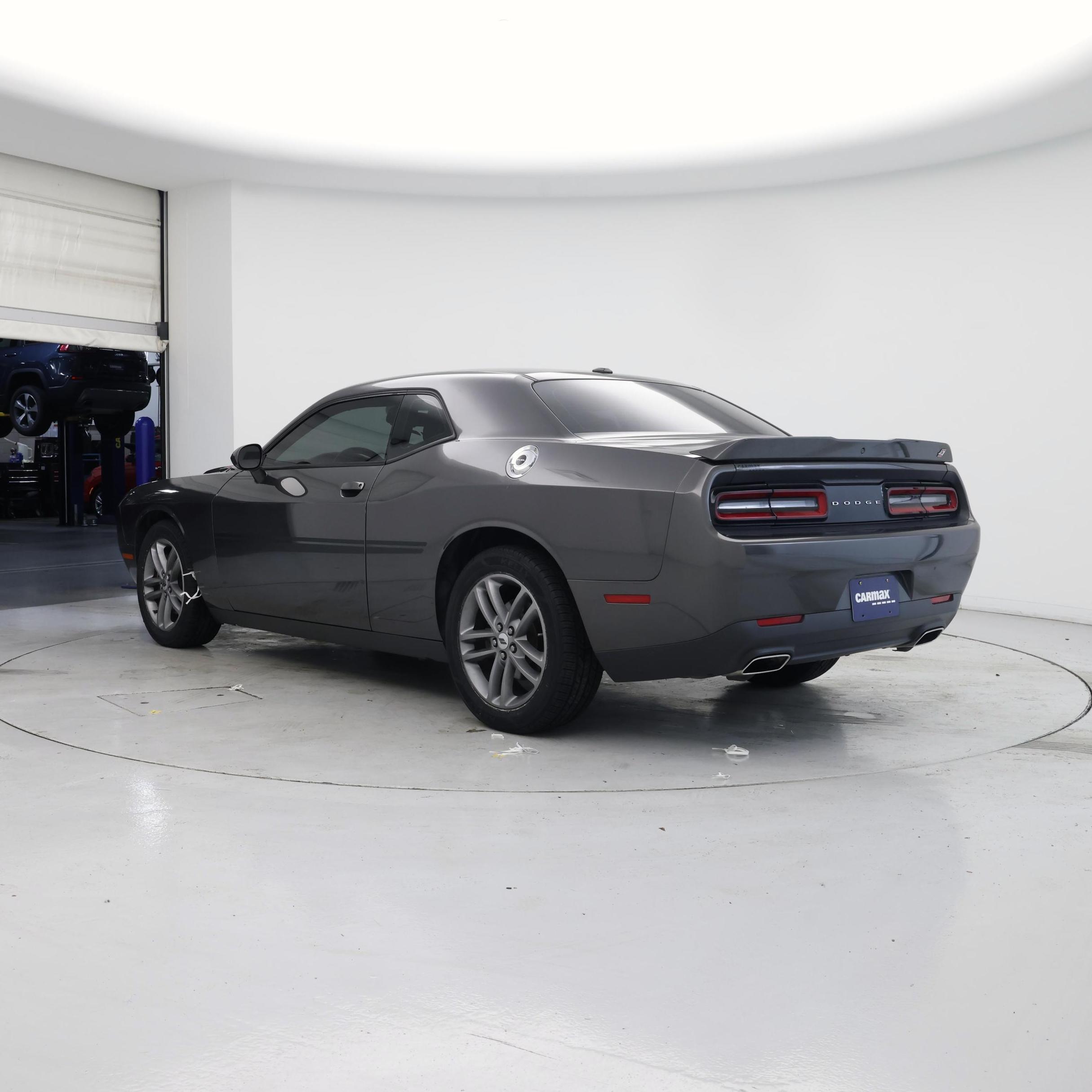 Thumbnail: 2019 Dodge Challenger - 2