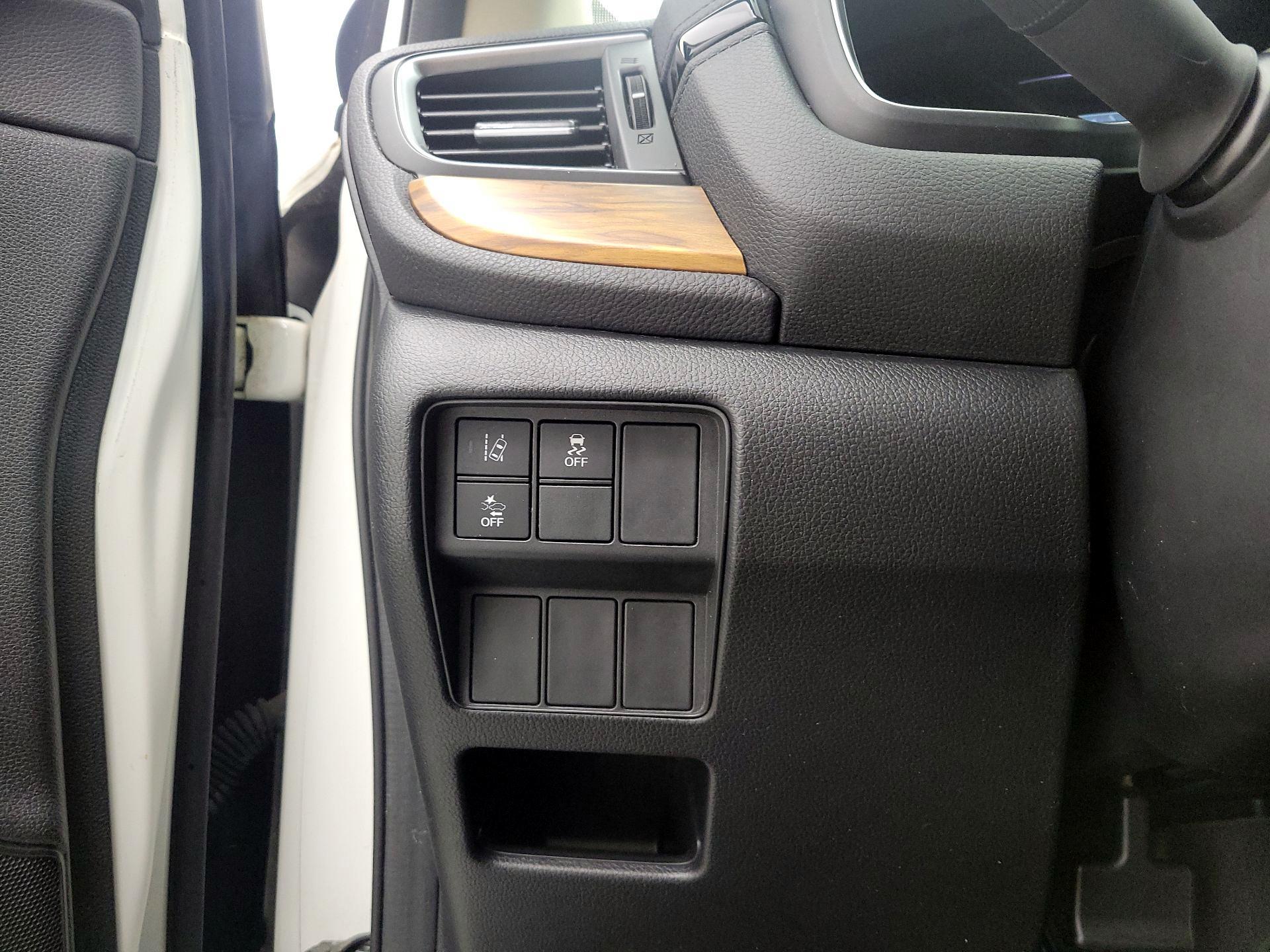 Thumbnail: 2017 Honda CR-V - 13