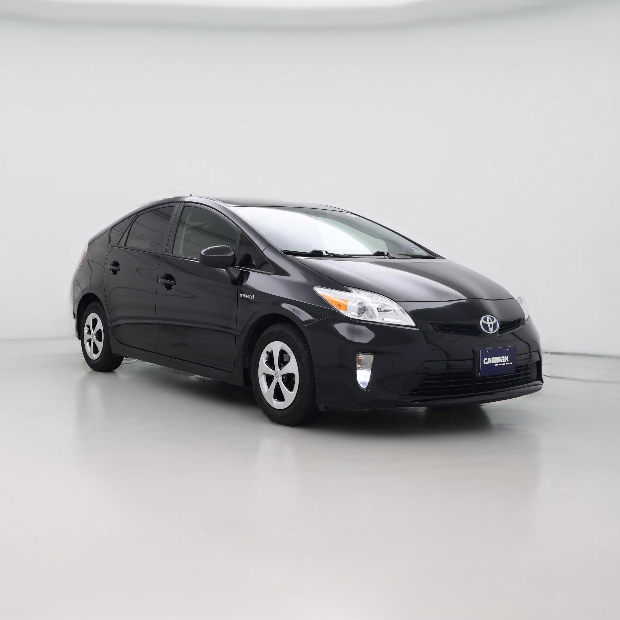 Thumbnail: 2015 Toyota Prius - 1