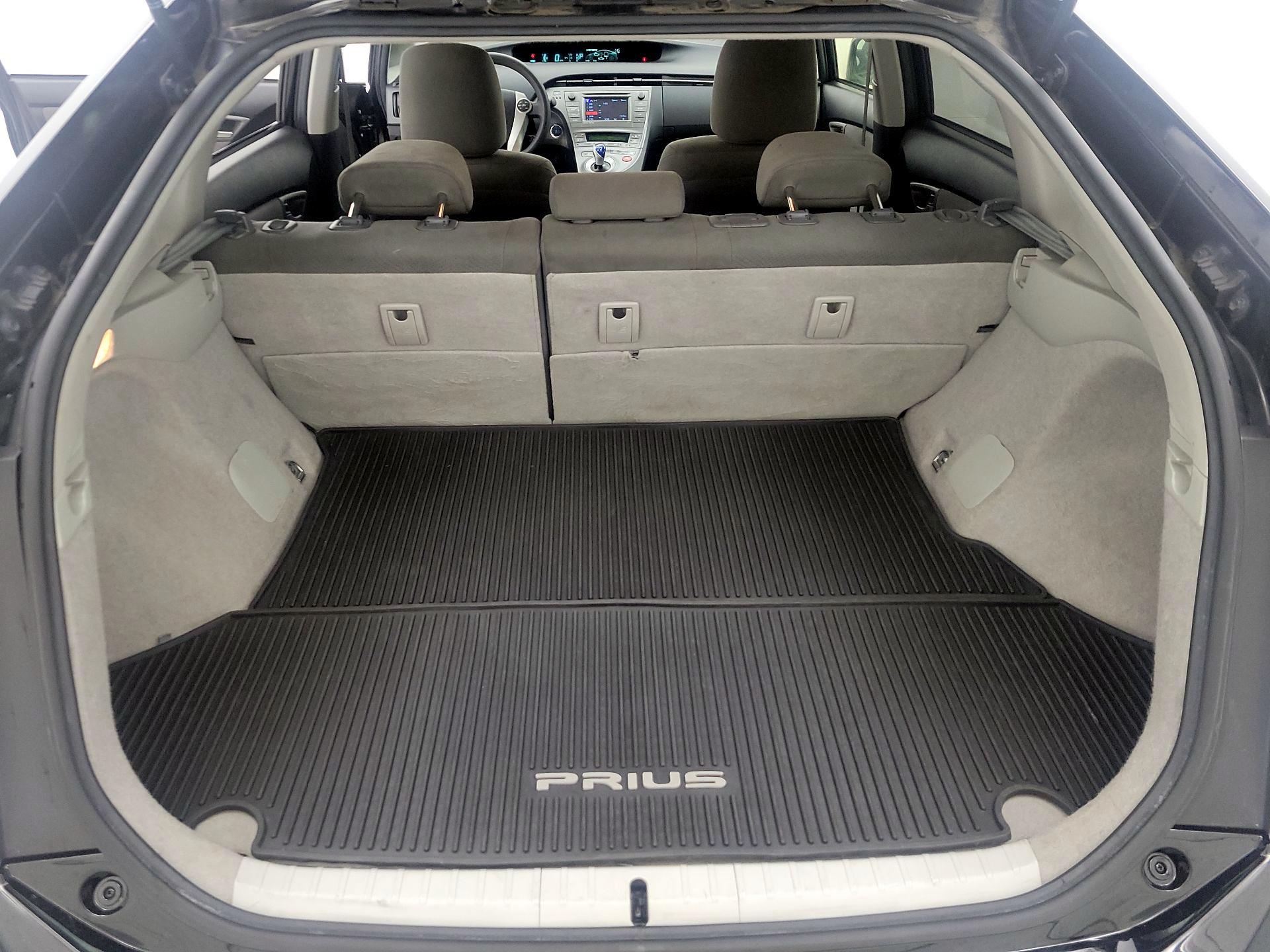 Thumbnail: 2015 Toyota Prius - 20
