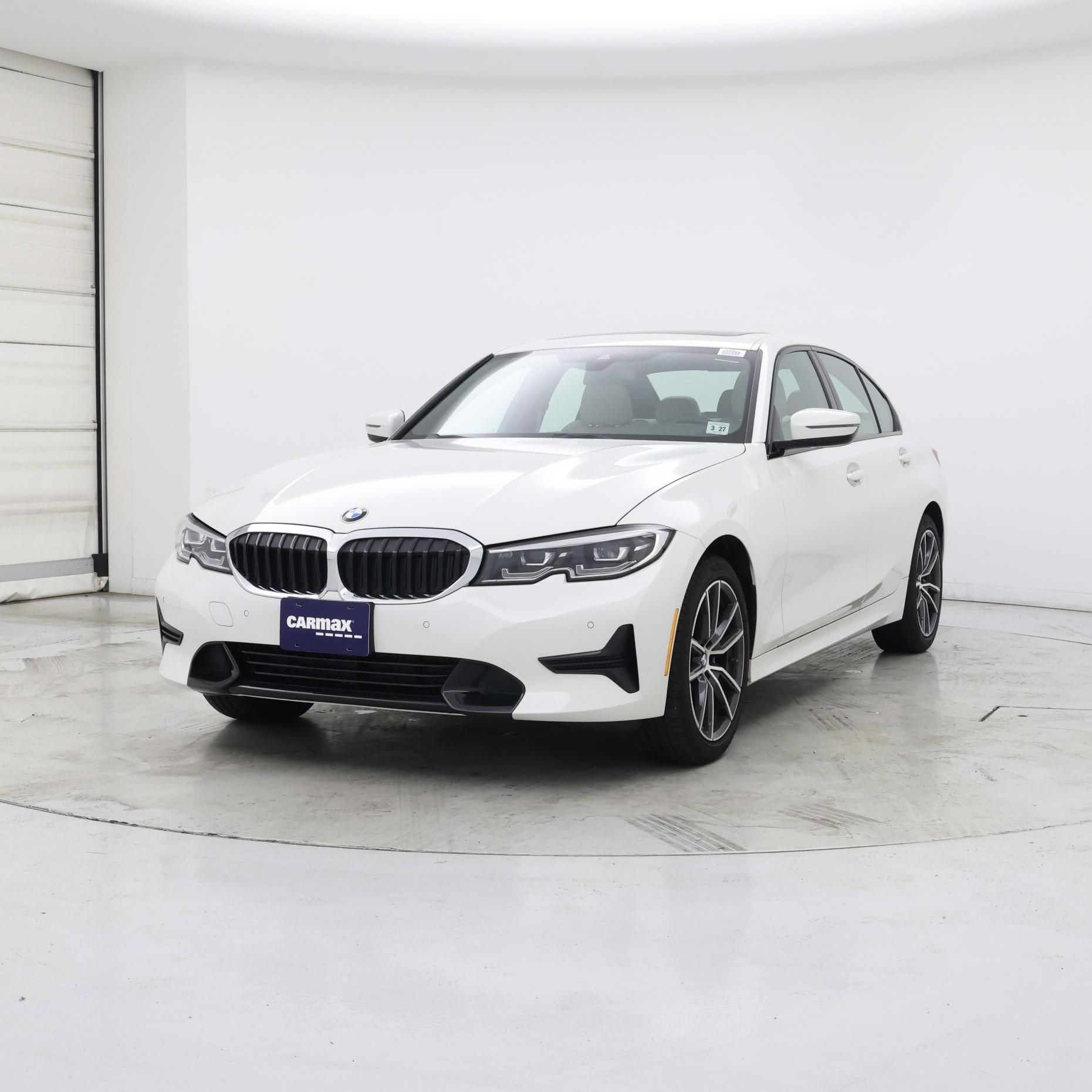 Thumbnail: 2022 BMW 3 Series - 4