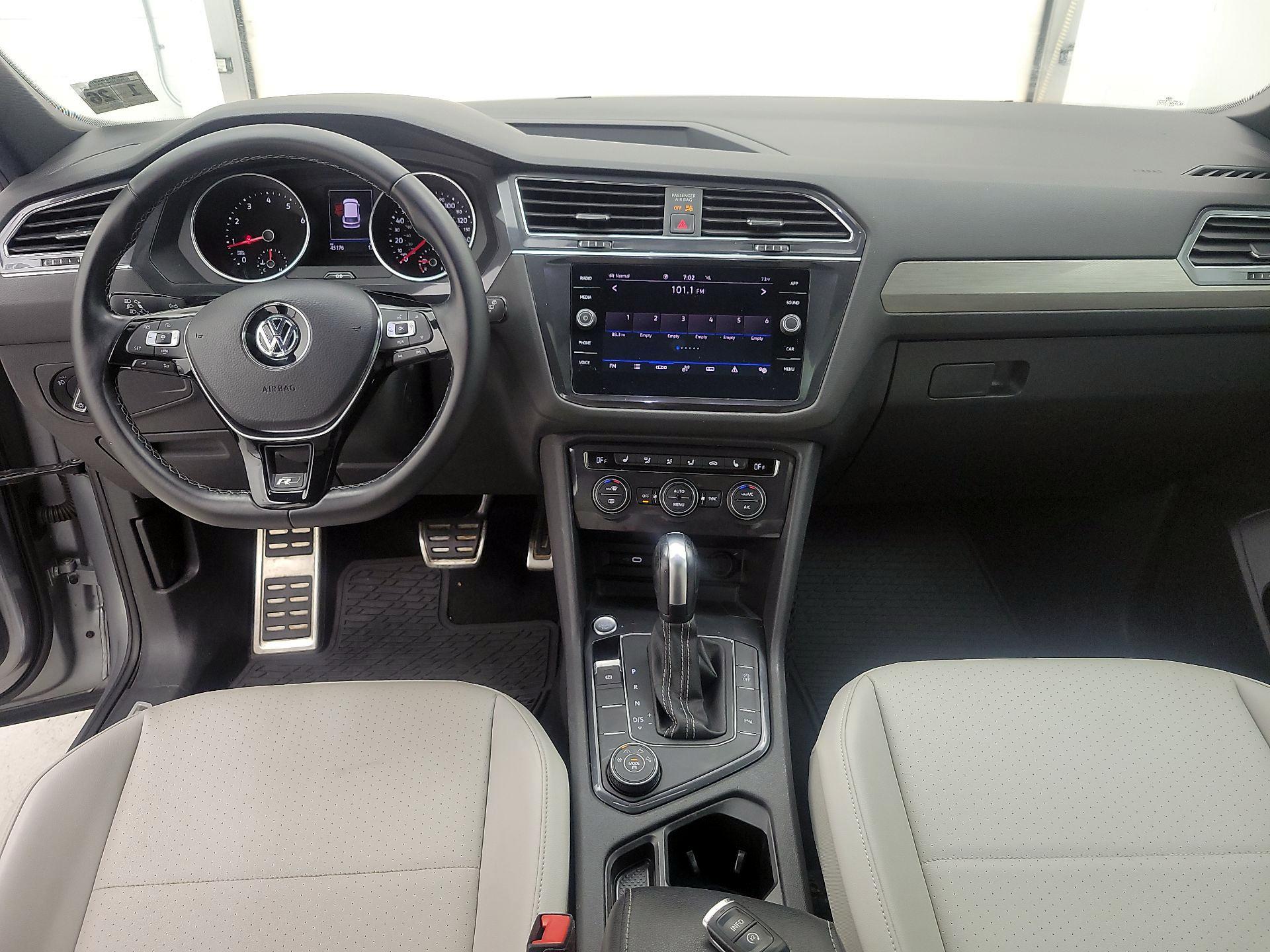 Thumbnail: 2021 Volkswagen Tiguan - 9