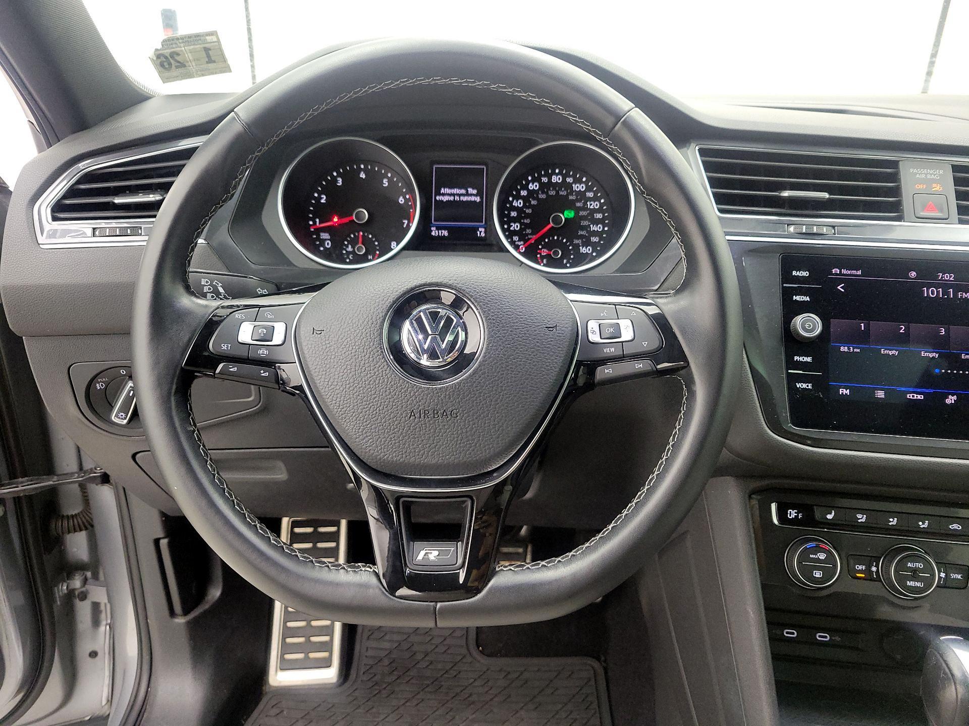 Thumbnail: 2021 Volkswagen Tiguan - 10