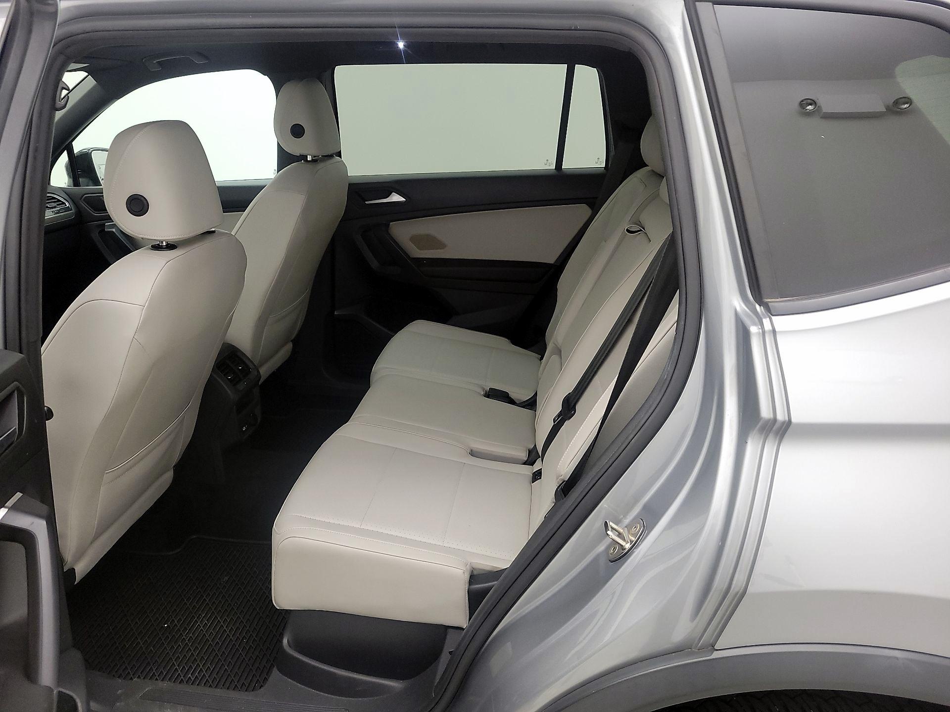 Thumbnail: 2021 Volkswagen Tiguan - 20