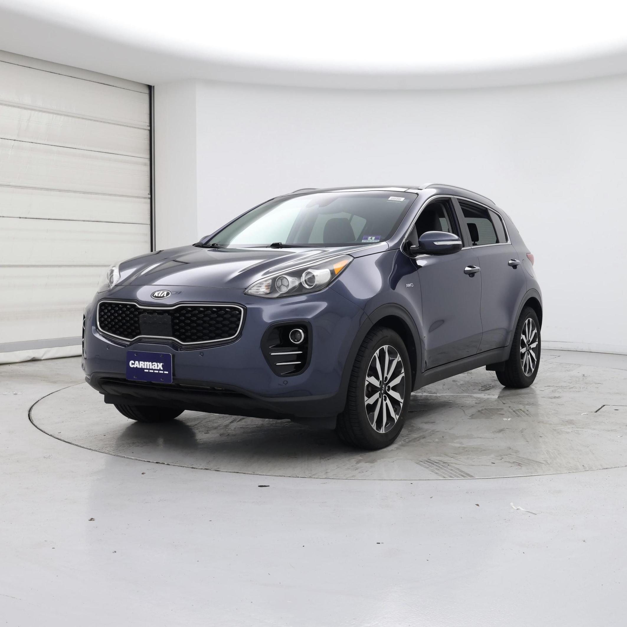 Thumbnail: 2017 Kia Sportage - 4