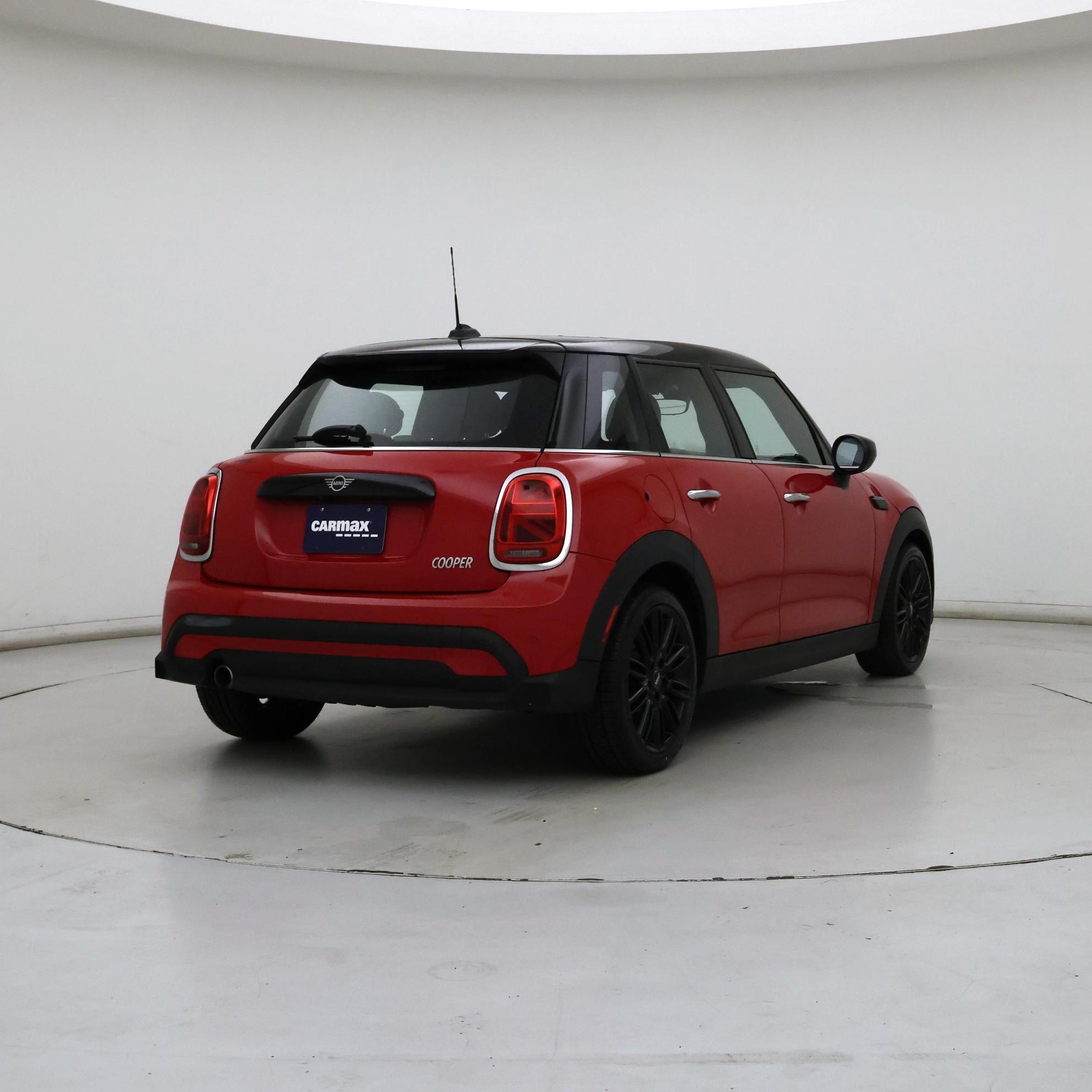 Thumbnail: 2022 MINI Cooper Hardtop - 8