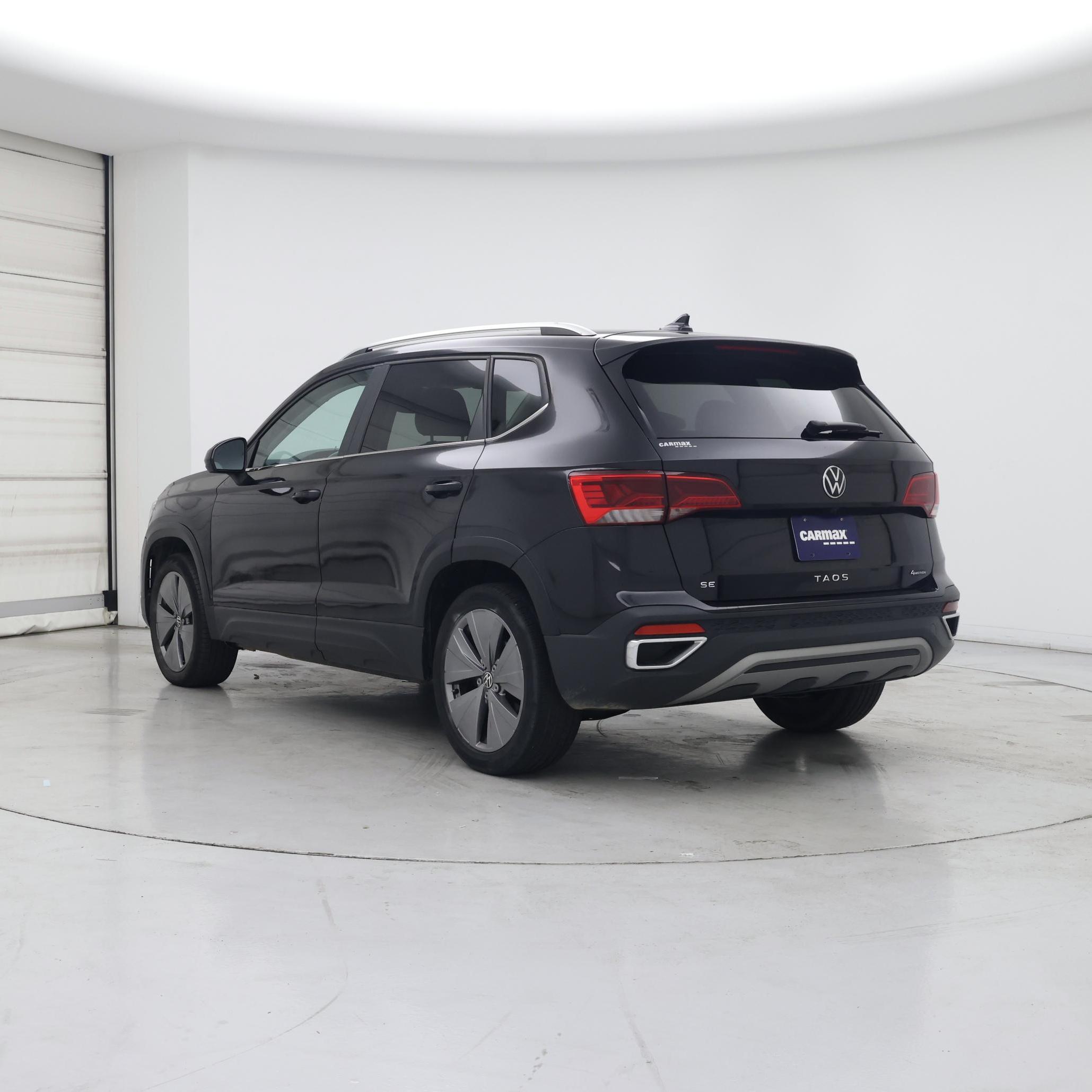 Thumbnail: 2022 Volkswagen Taos - 2