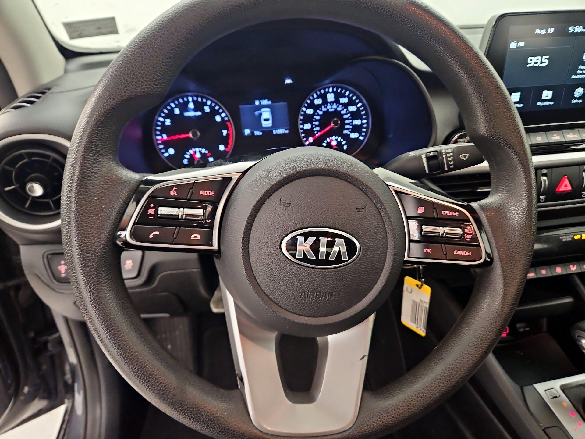Thumbnail: 2019 Kia Forte - 10