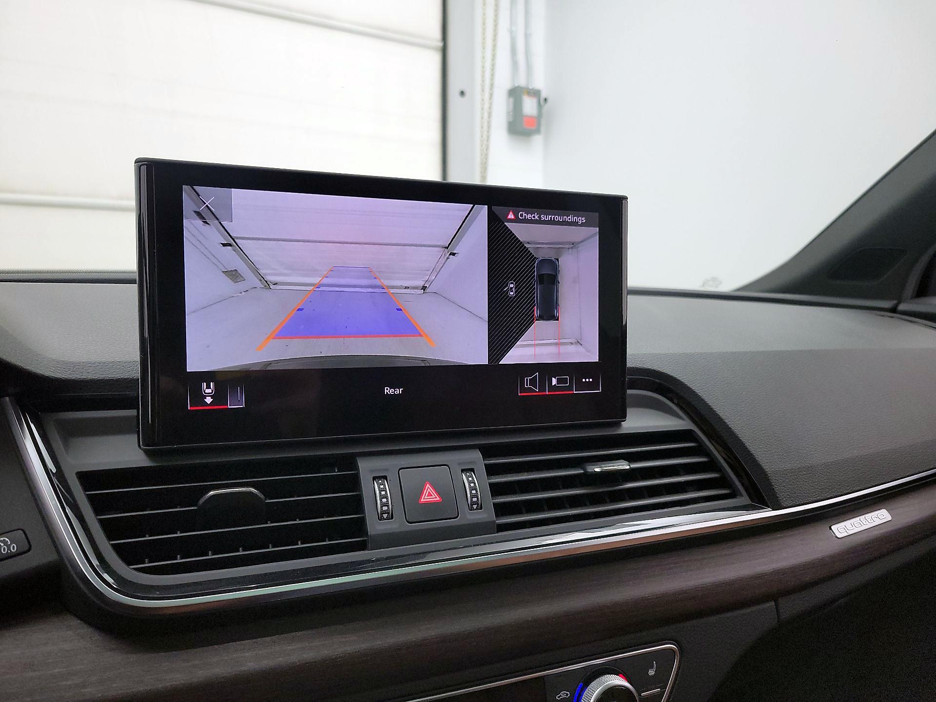 Thumbnail: 2021 Audi Q5 - 14