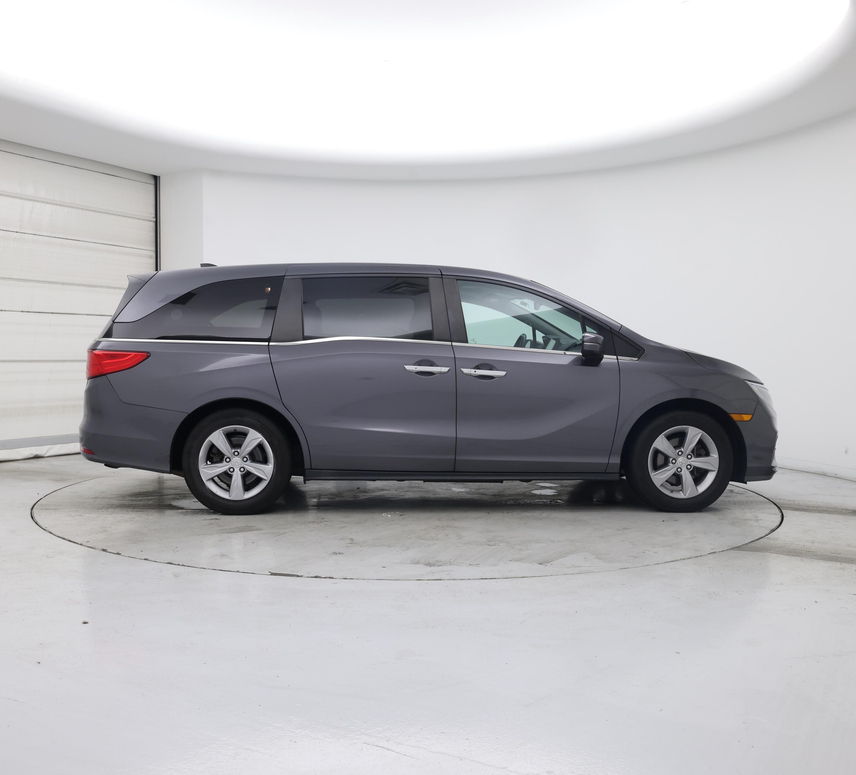Thumbnail: 2018 Honda Odyssey - 7