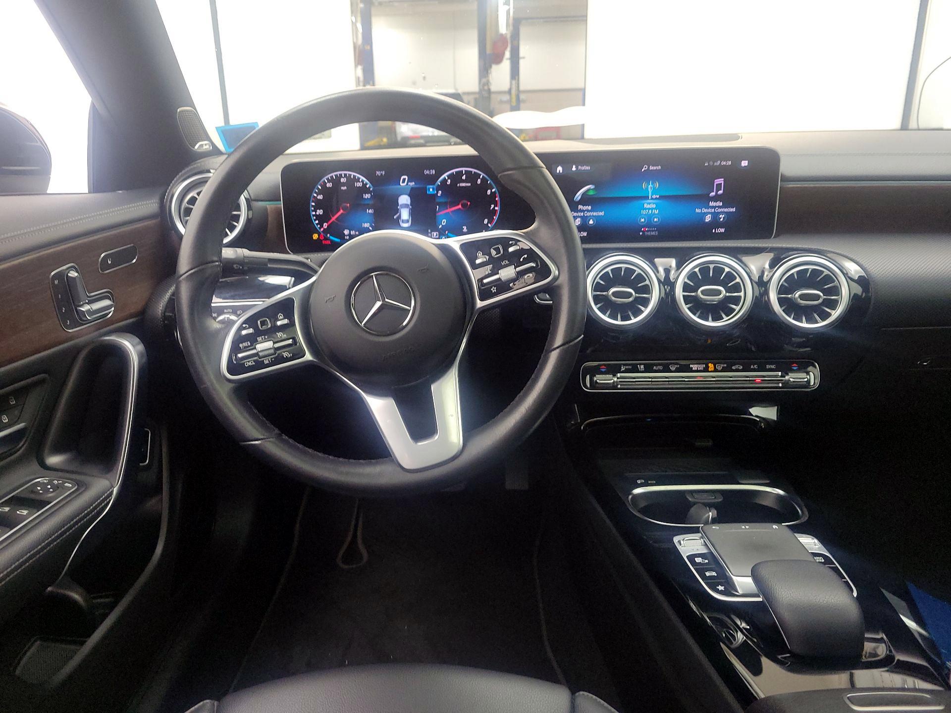 Thumbnail: 2020 Mercedes-Benz CLA - 10